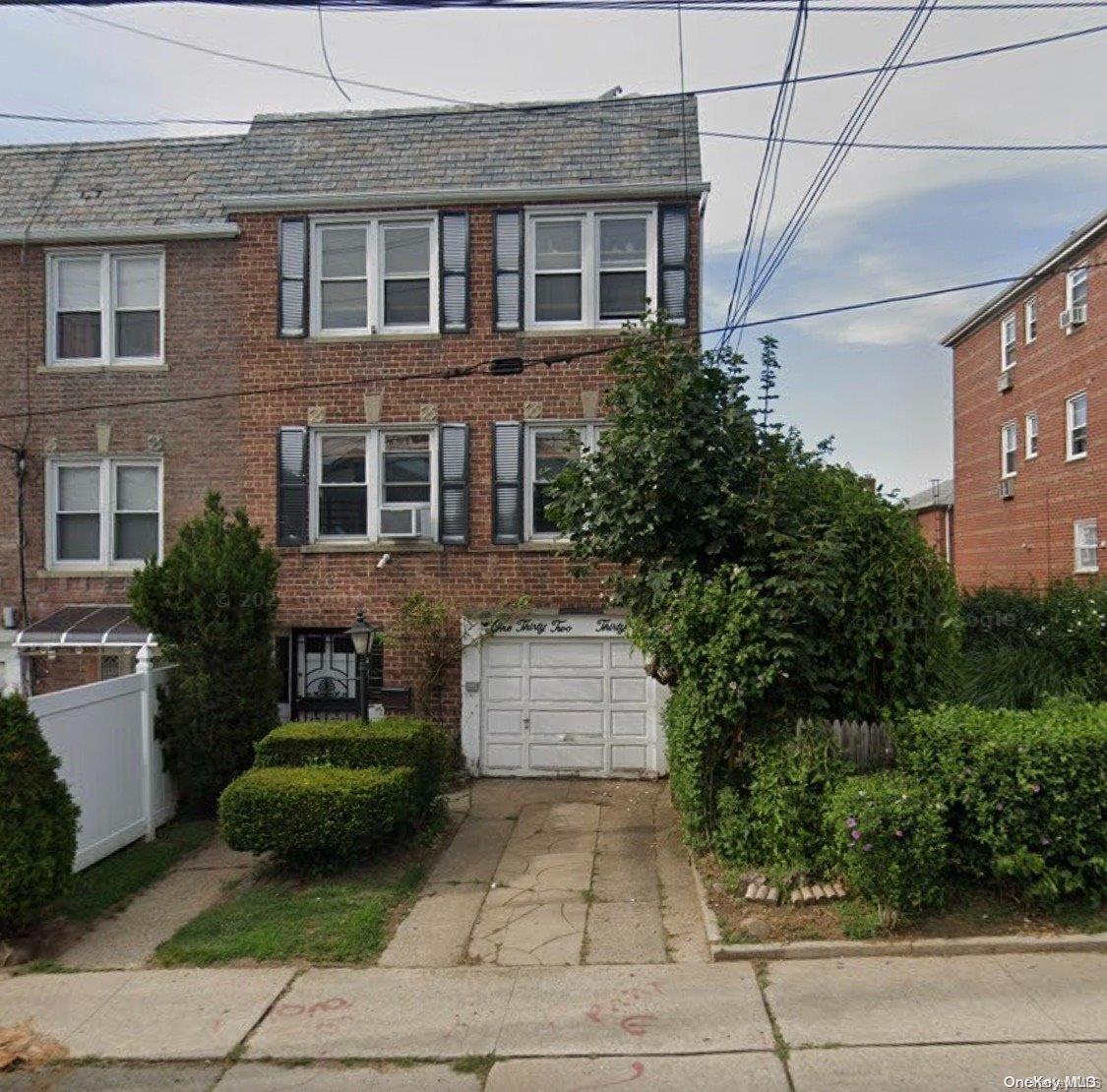 132-31 58th Road, Flushing, NY 11355