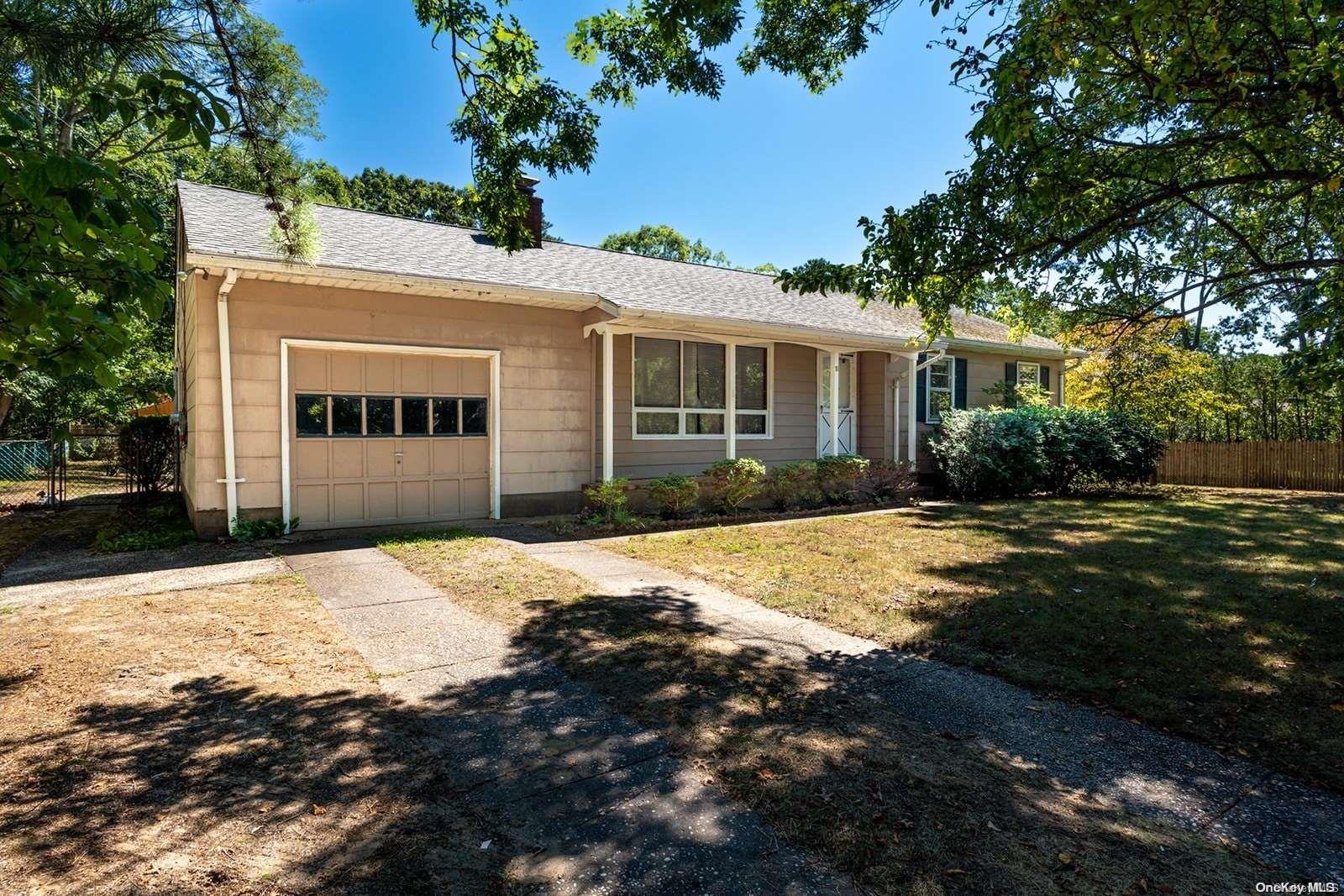 78 Wakeman Road, Hampton Bays, NY 11946