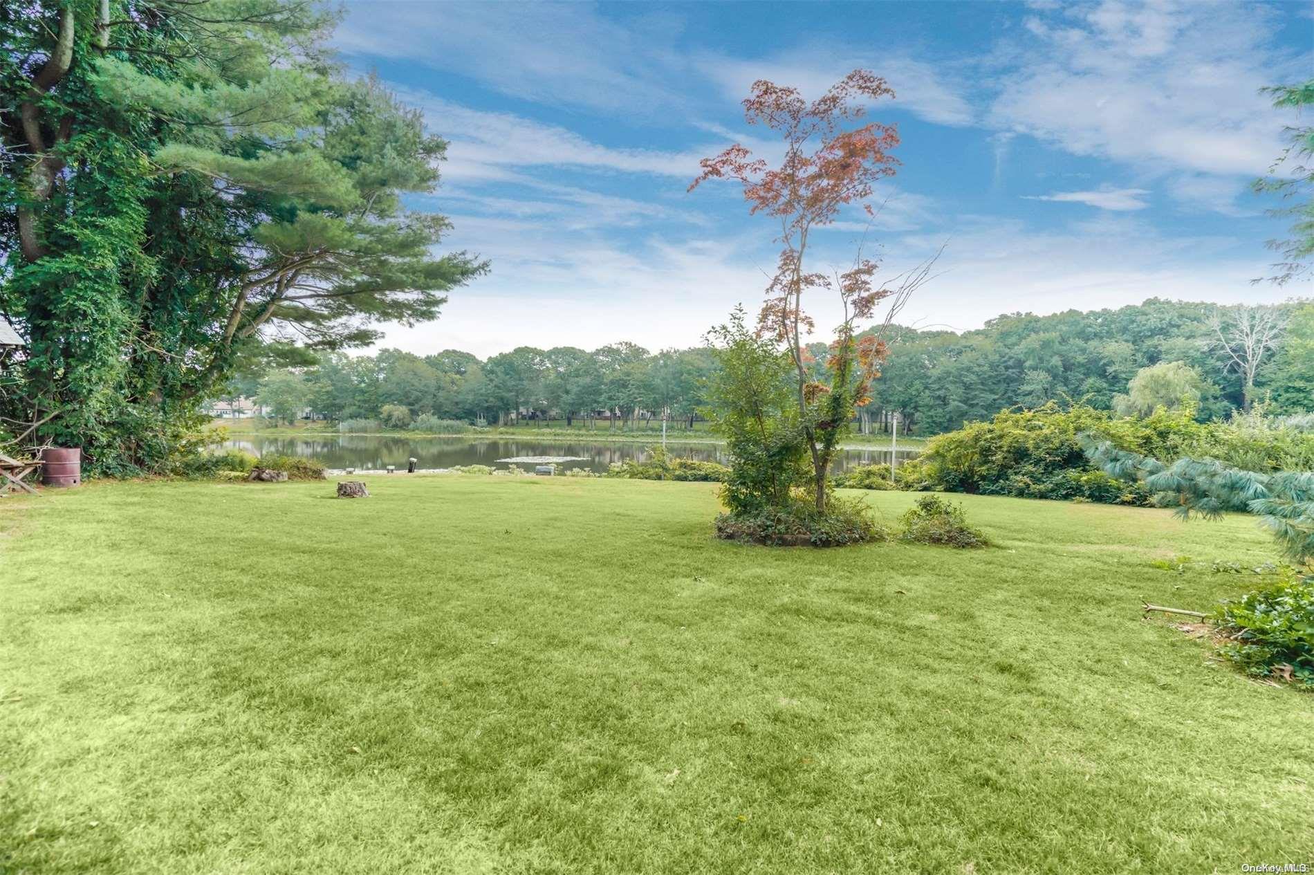 4 Lake Drive, Middle Island, NY 11953