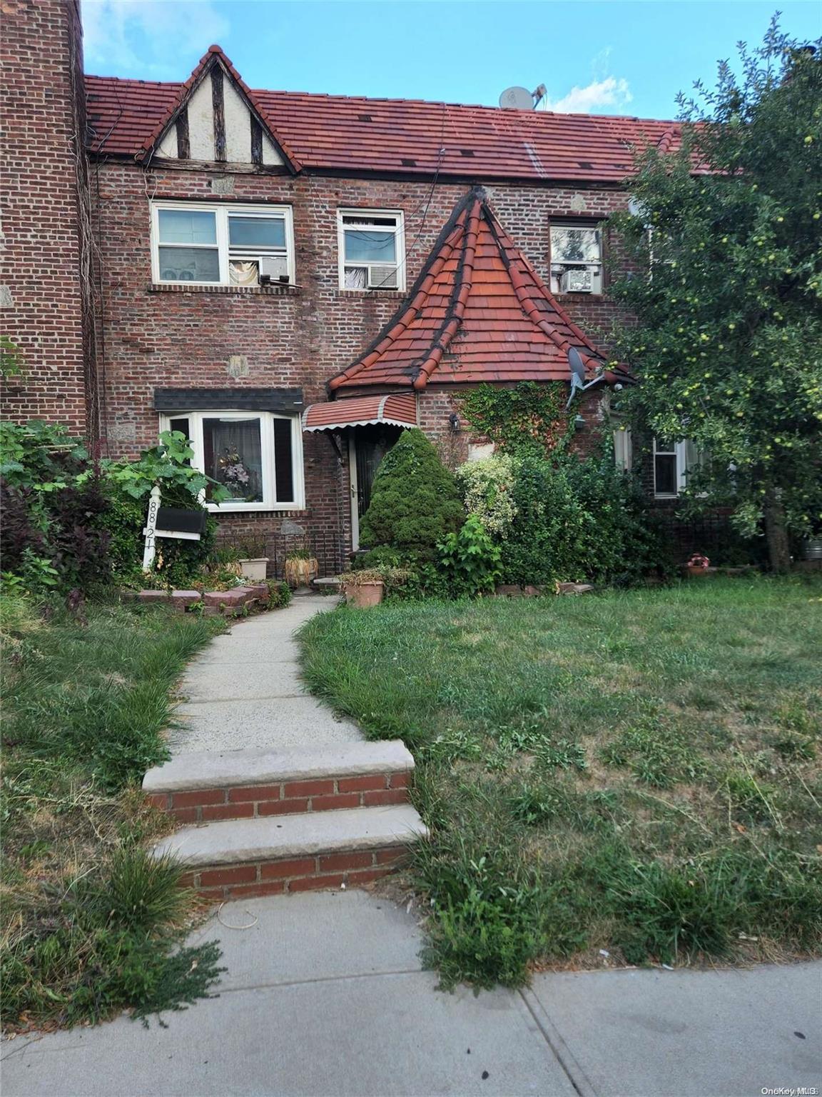 88-21 Francis Lewis Boulevard, Queens Village, NY 11427