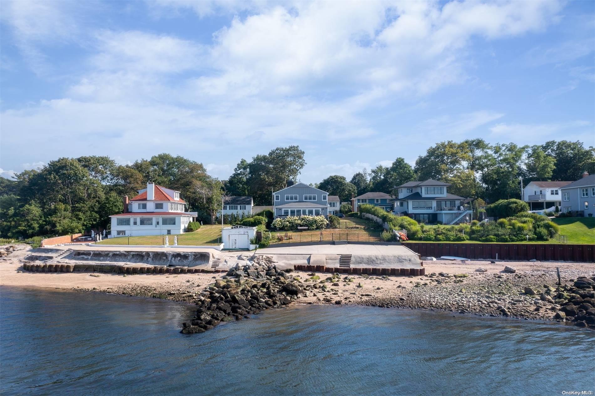 3 Mishaupan Place, Bayville, NY 11709