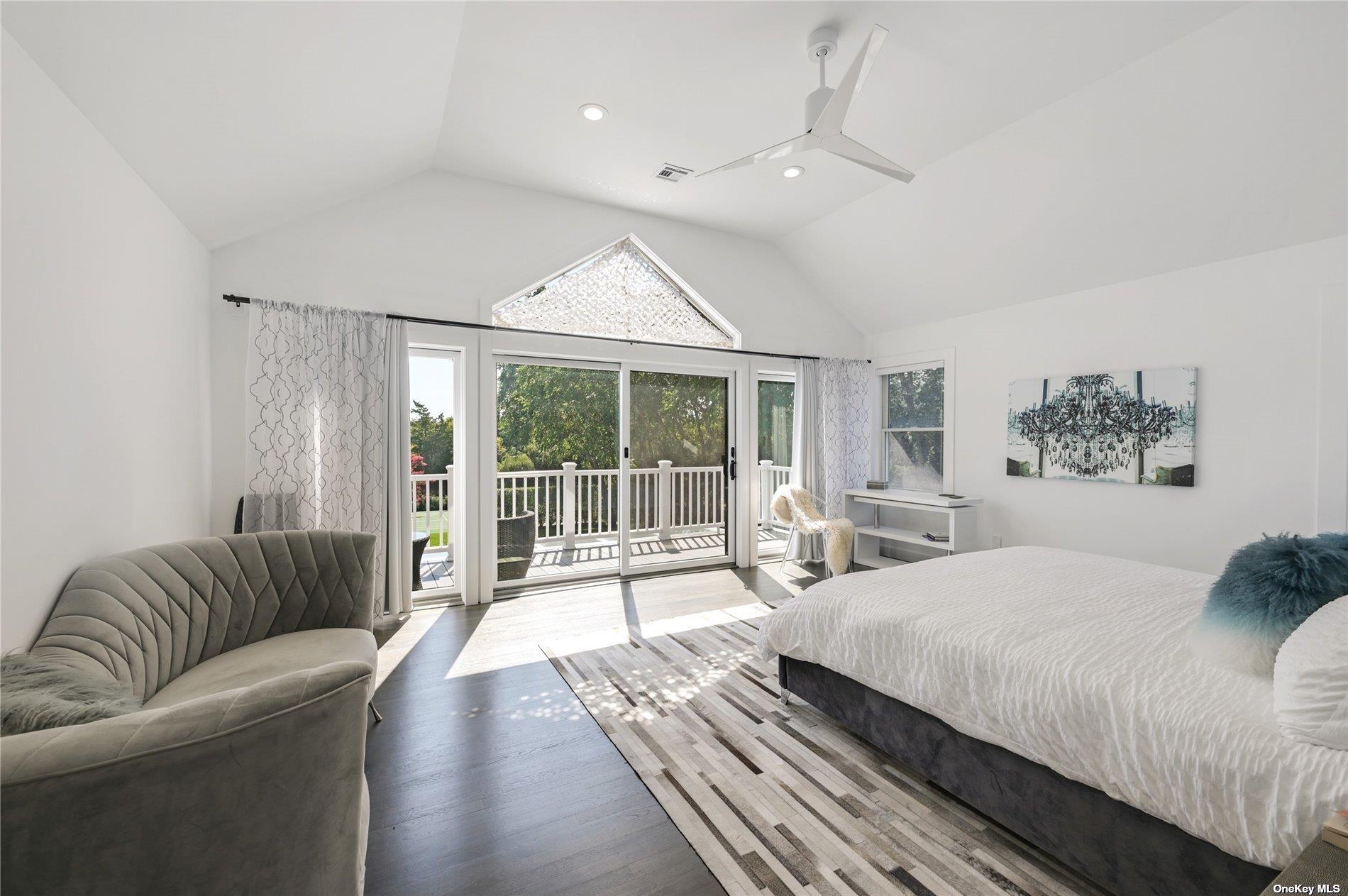 18 Remsen Lane, Remsenburg, NY 11960