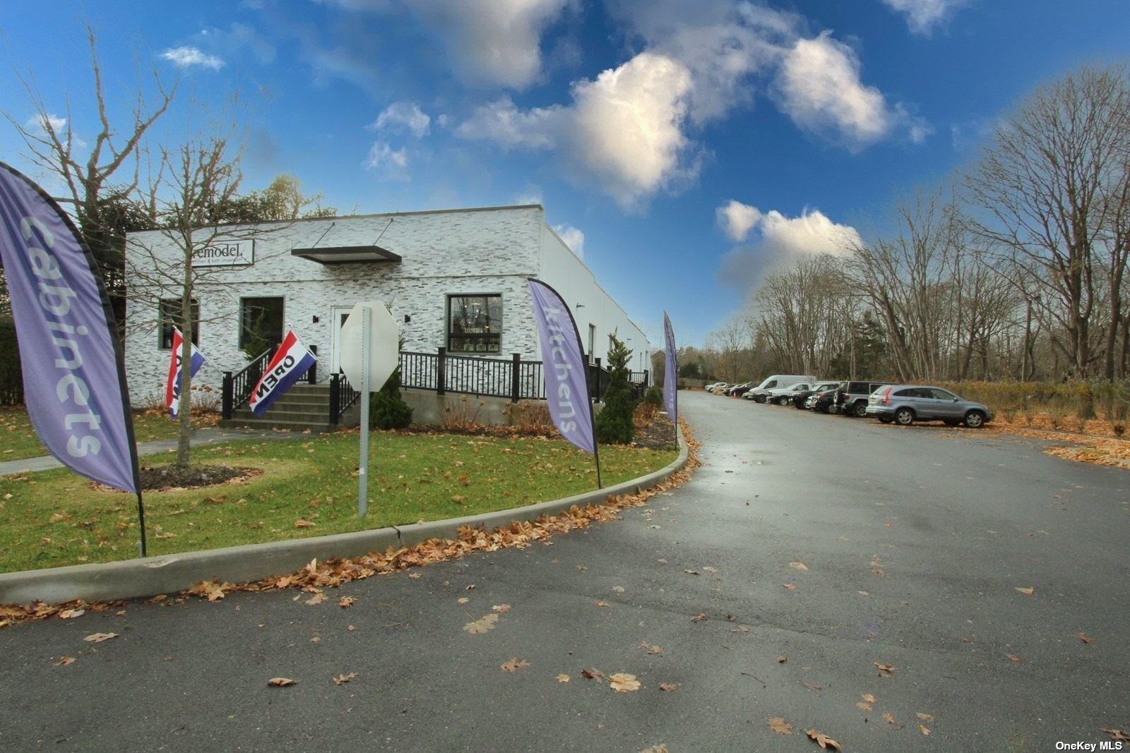 137 Montauk Highway, Westhampton, NY 11977