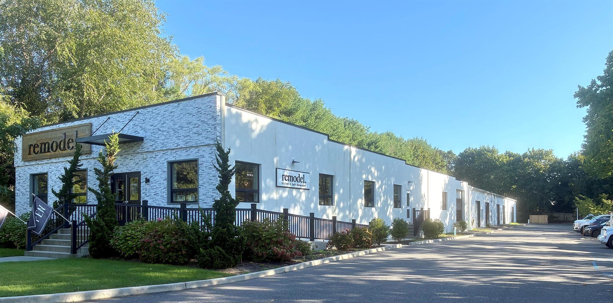 137 Montauk Highway, Westhampton, NY 11977