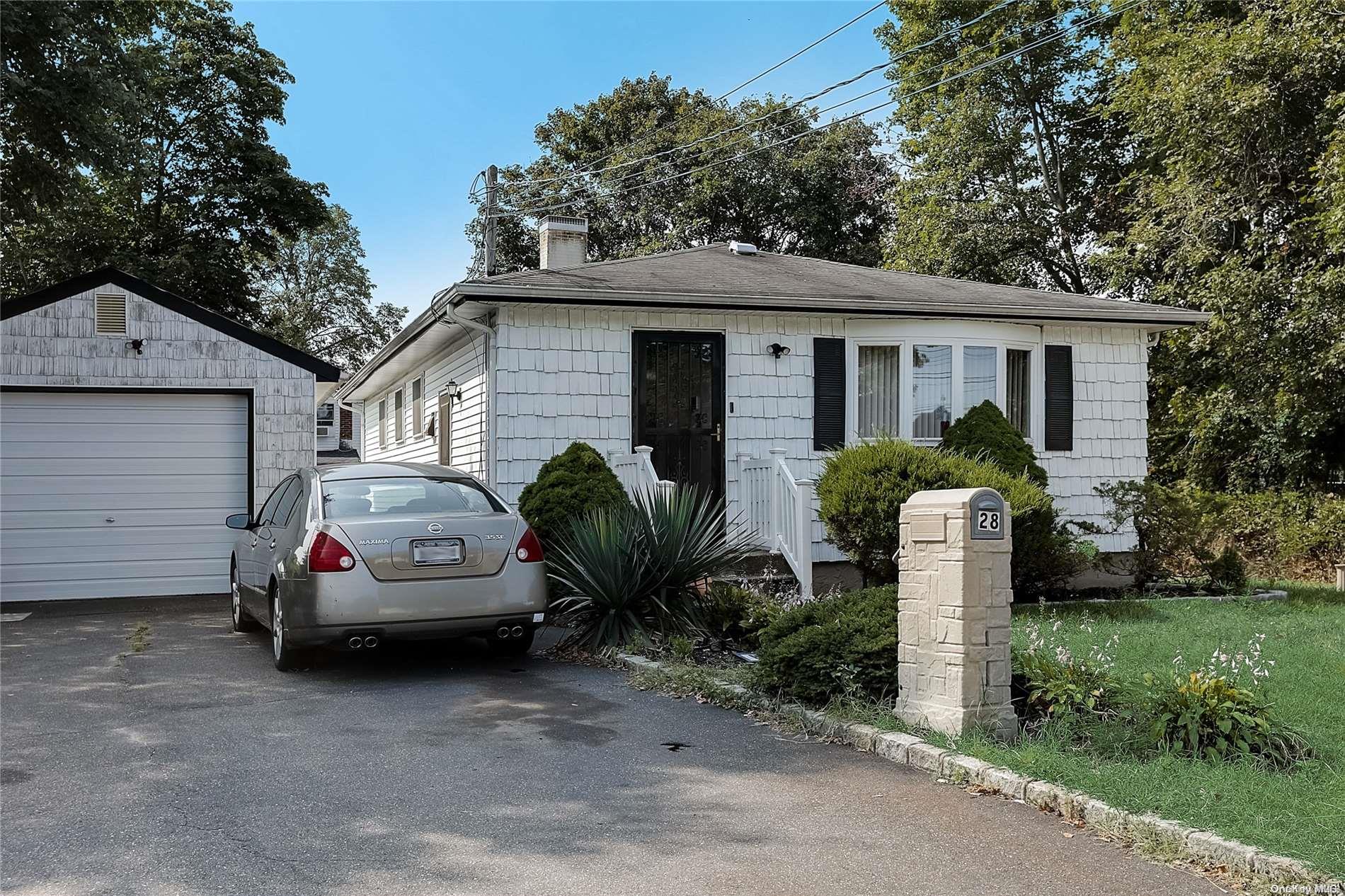 28 Lakewood Street, Wyandanch, NY 11798