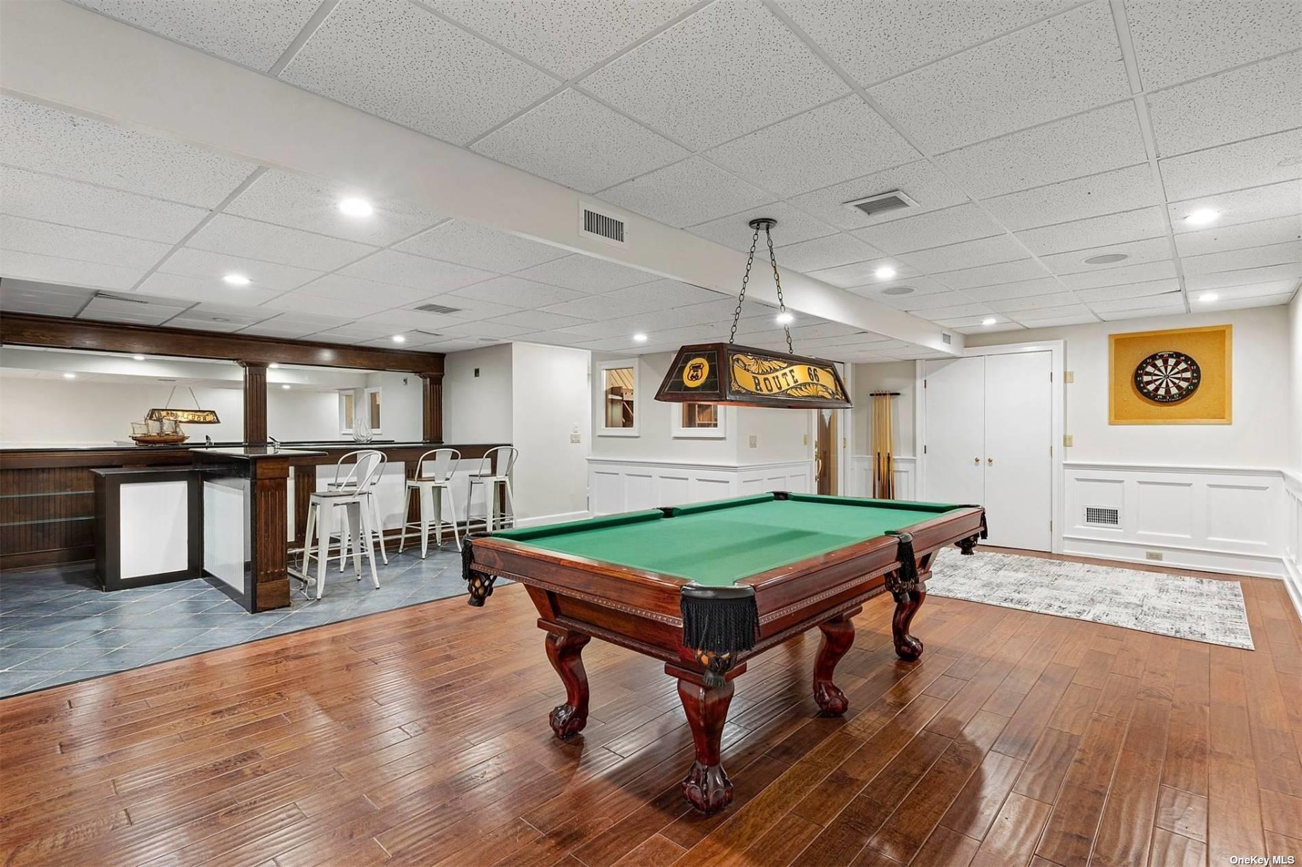 26 Squires Avenue, East Quogue, NY 11942