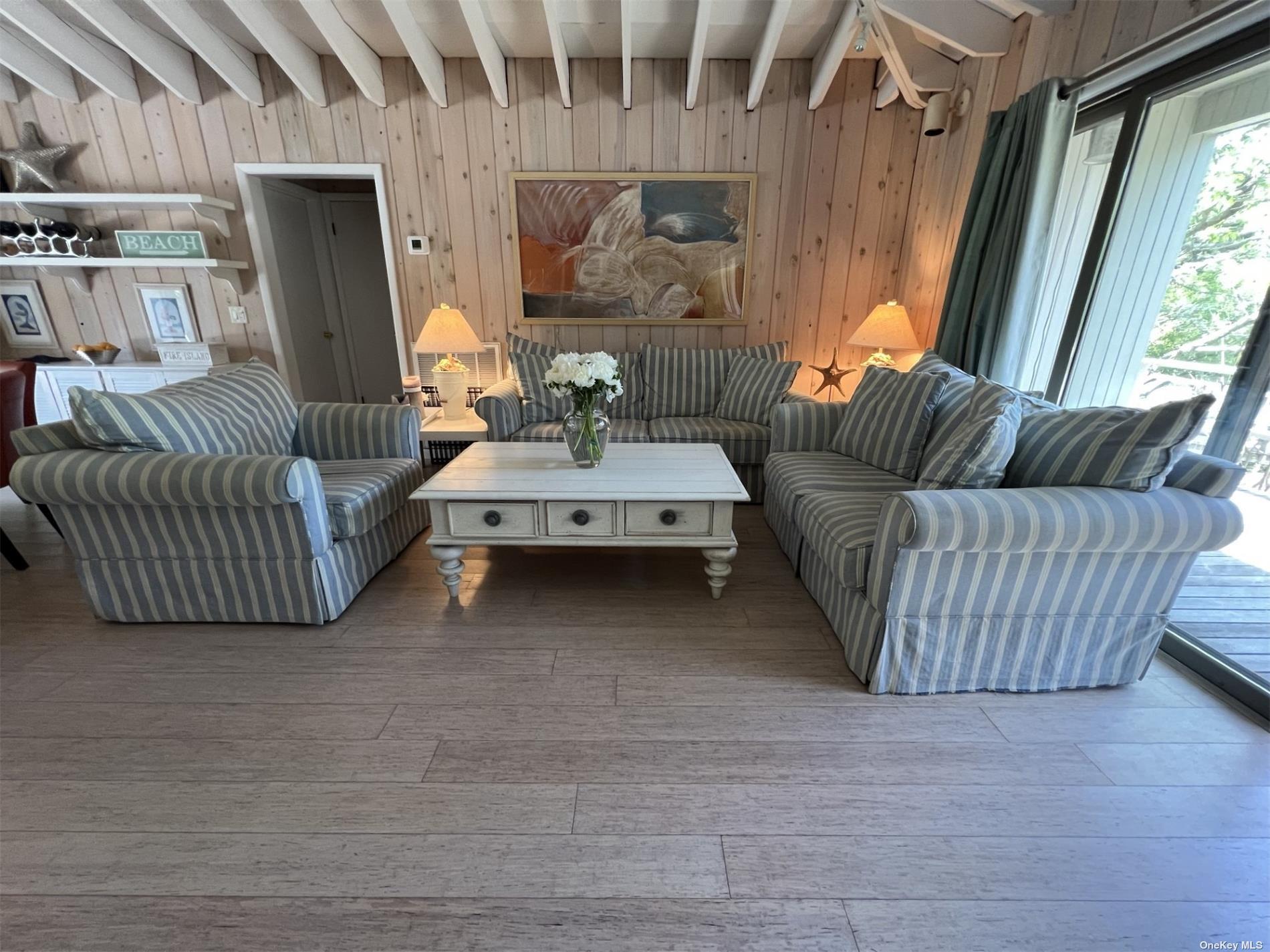 37 Kelp Walk, Seaview, NY 11770