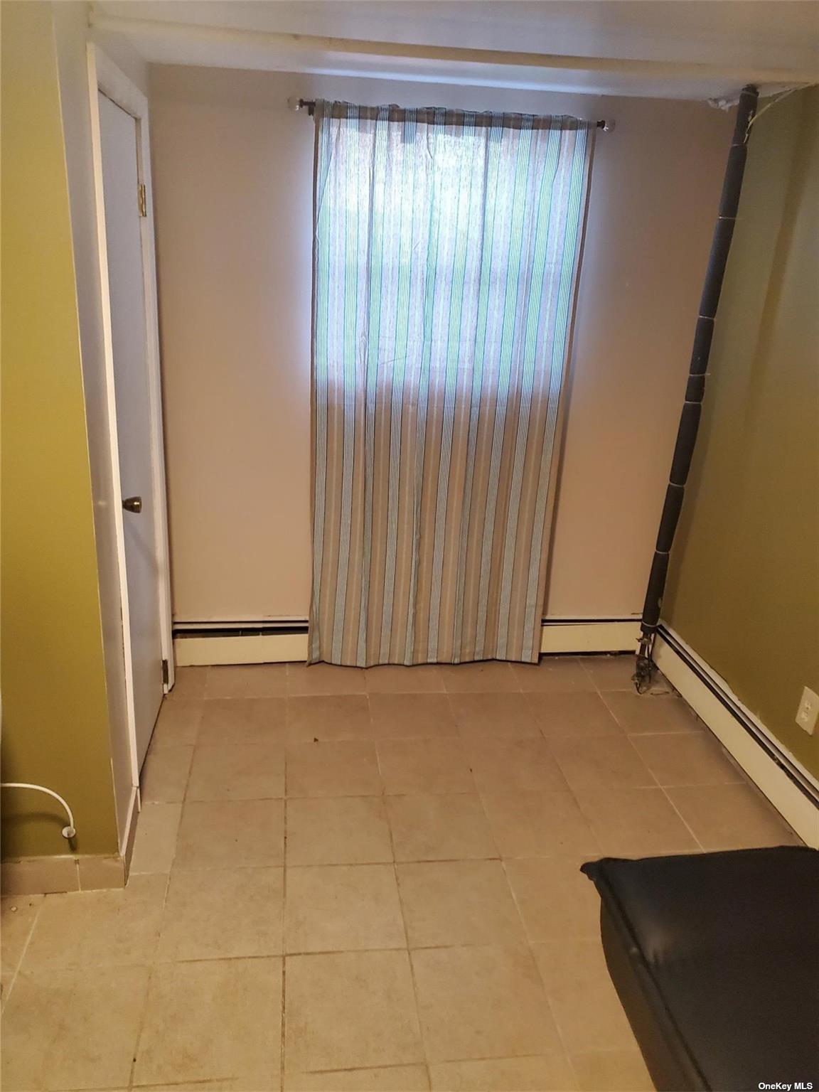 62 Murdock Street, South Huntington, NY 11746