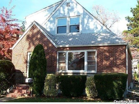 439 Tulip Avenue, Floral Park, NY 11001