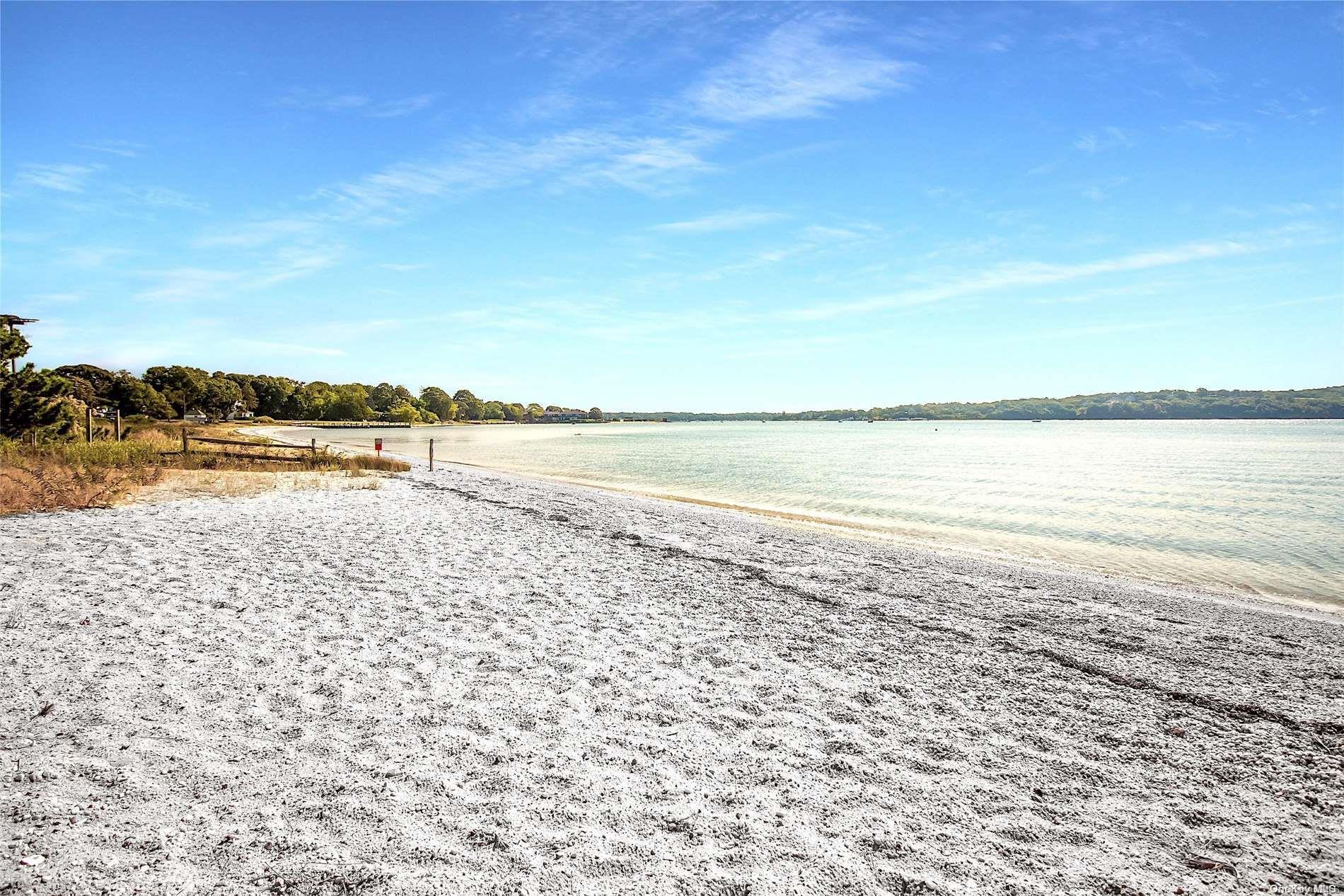 1095 Shore Road, Greenport, NY 11944