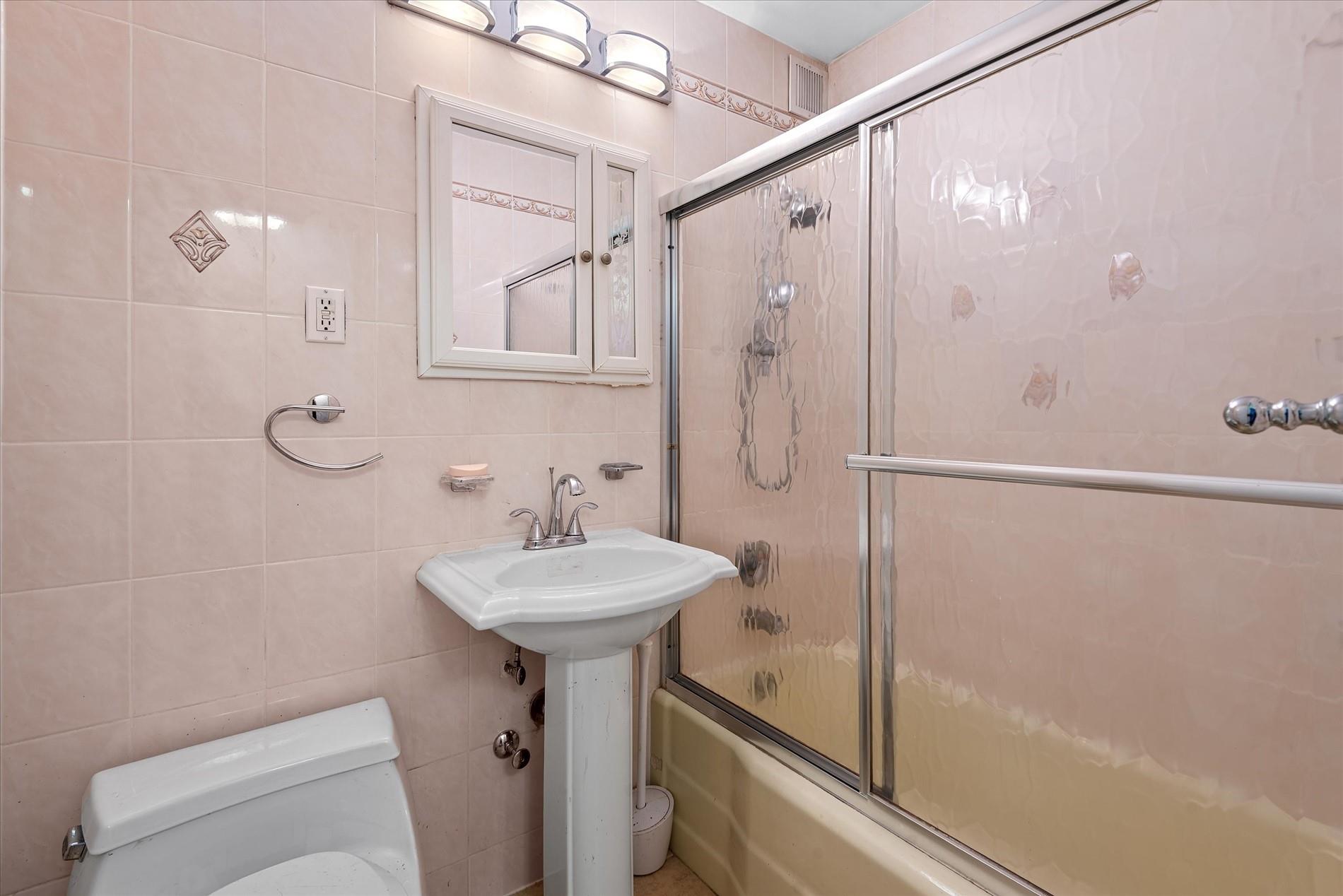 102-30 66th Road # 1H, Forest Hills, NY 11375