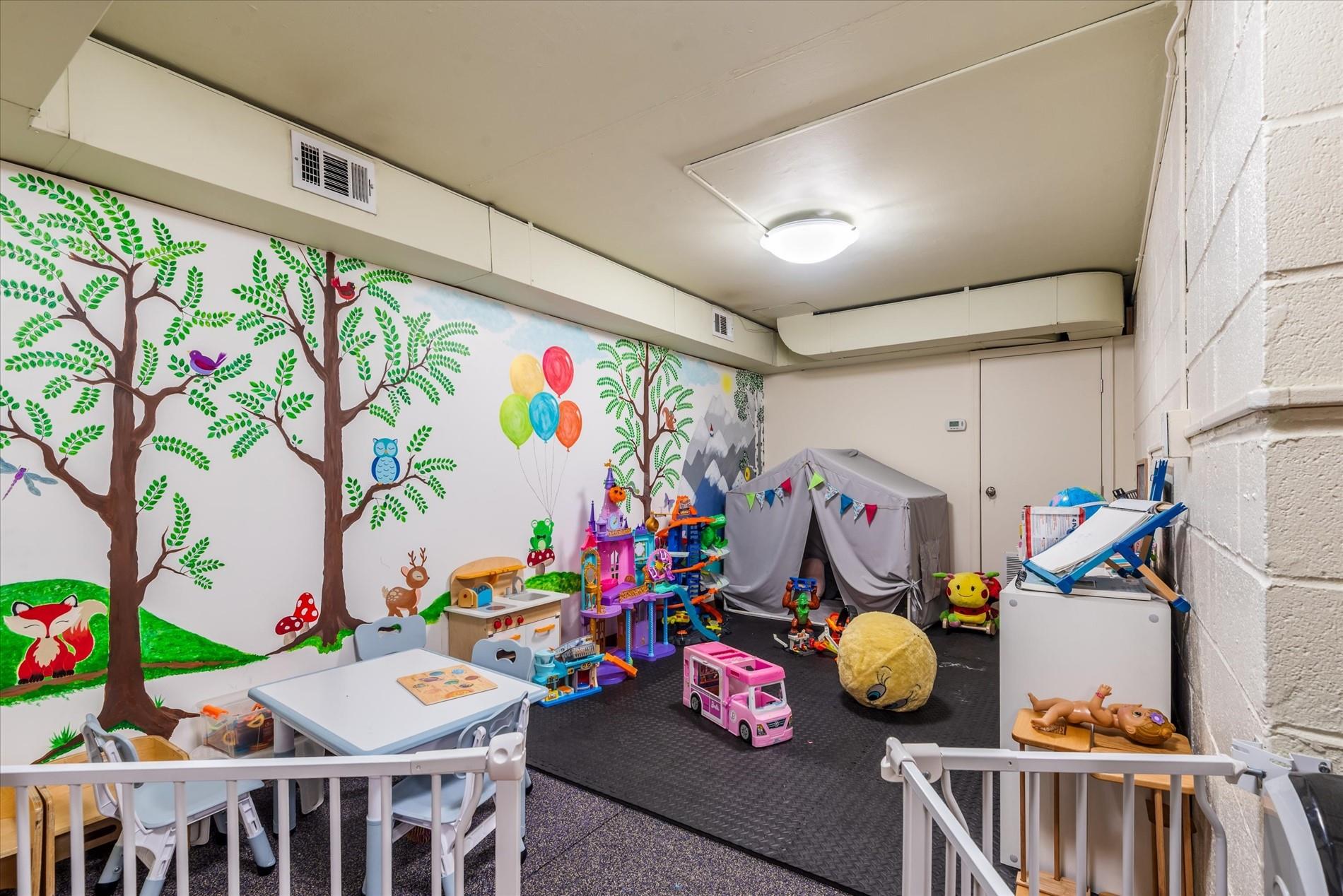 102-30 66th Road # 1H, Forest Hills, NY 11375