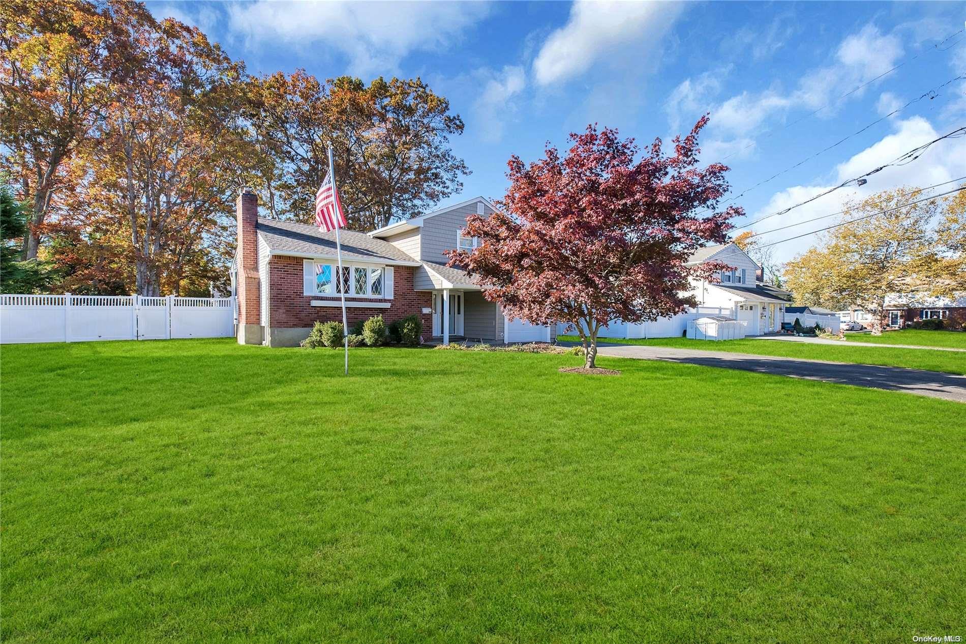 258 Marilynn Street, East Islip, NY 11730