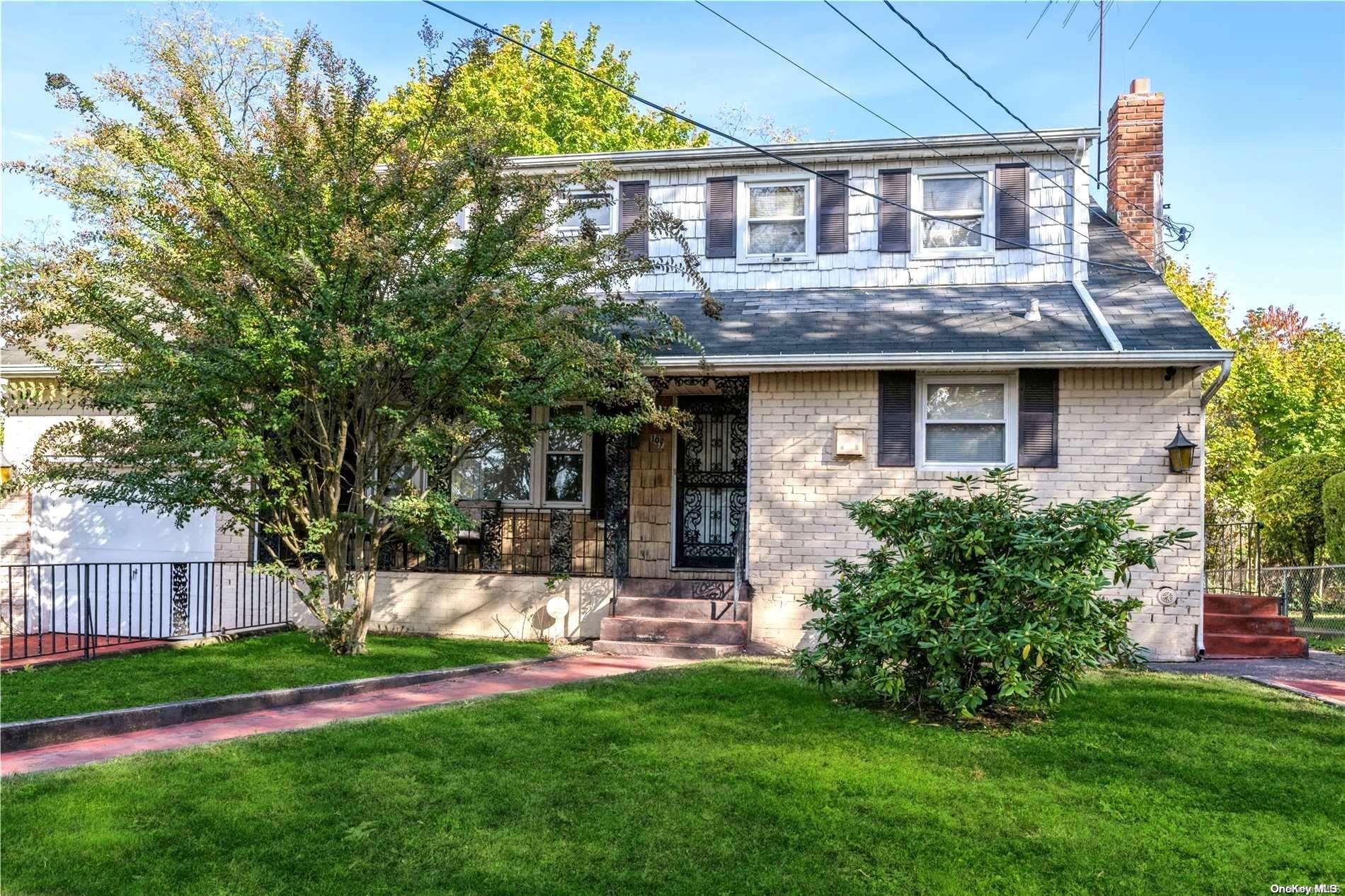 107 Maple Drive, Amityville, NY 11701