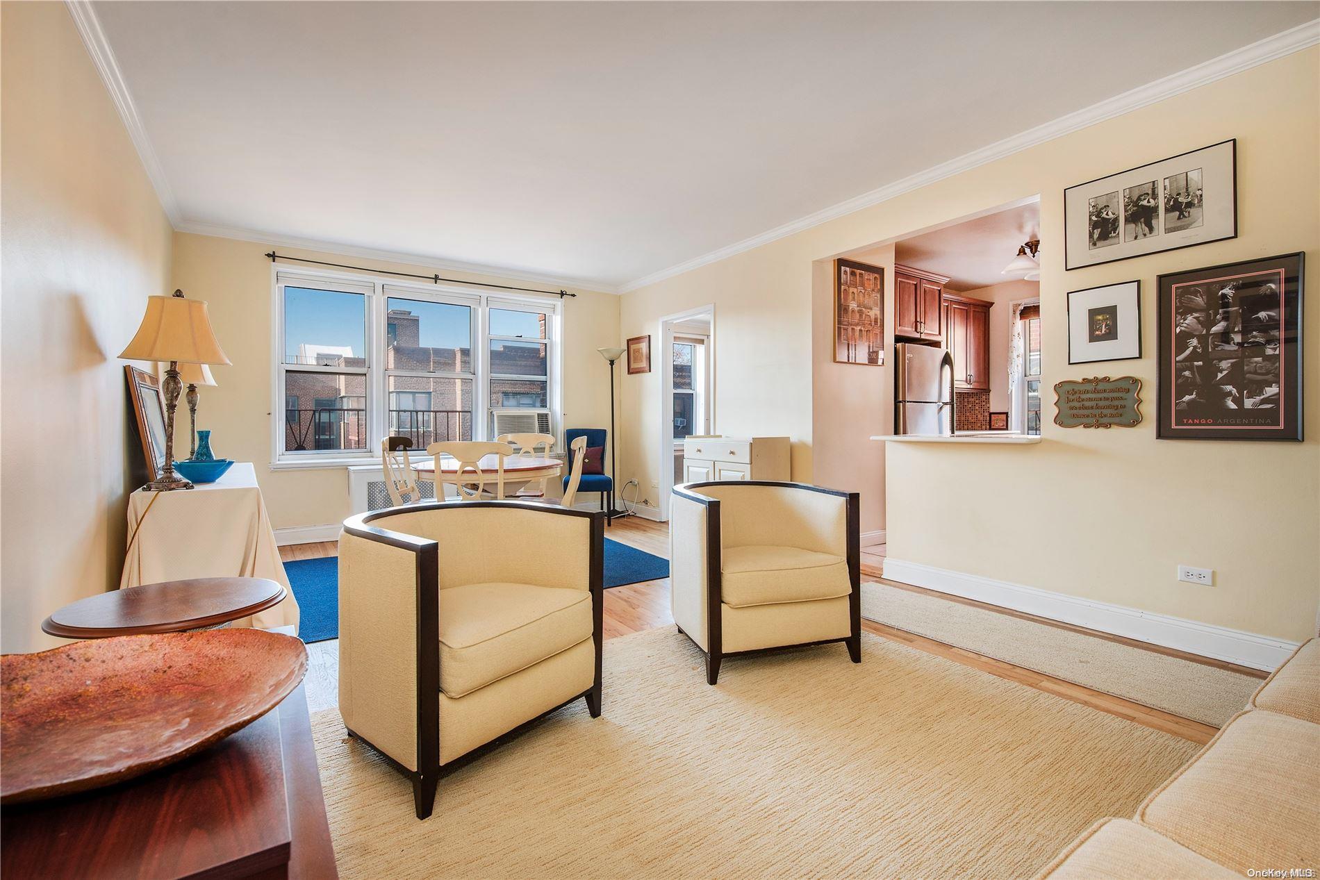 79-10 34 Avenue # 7T, Jackson Heights, NY 11372