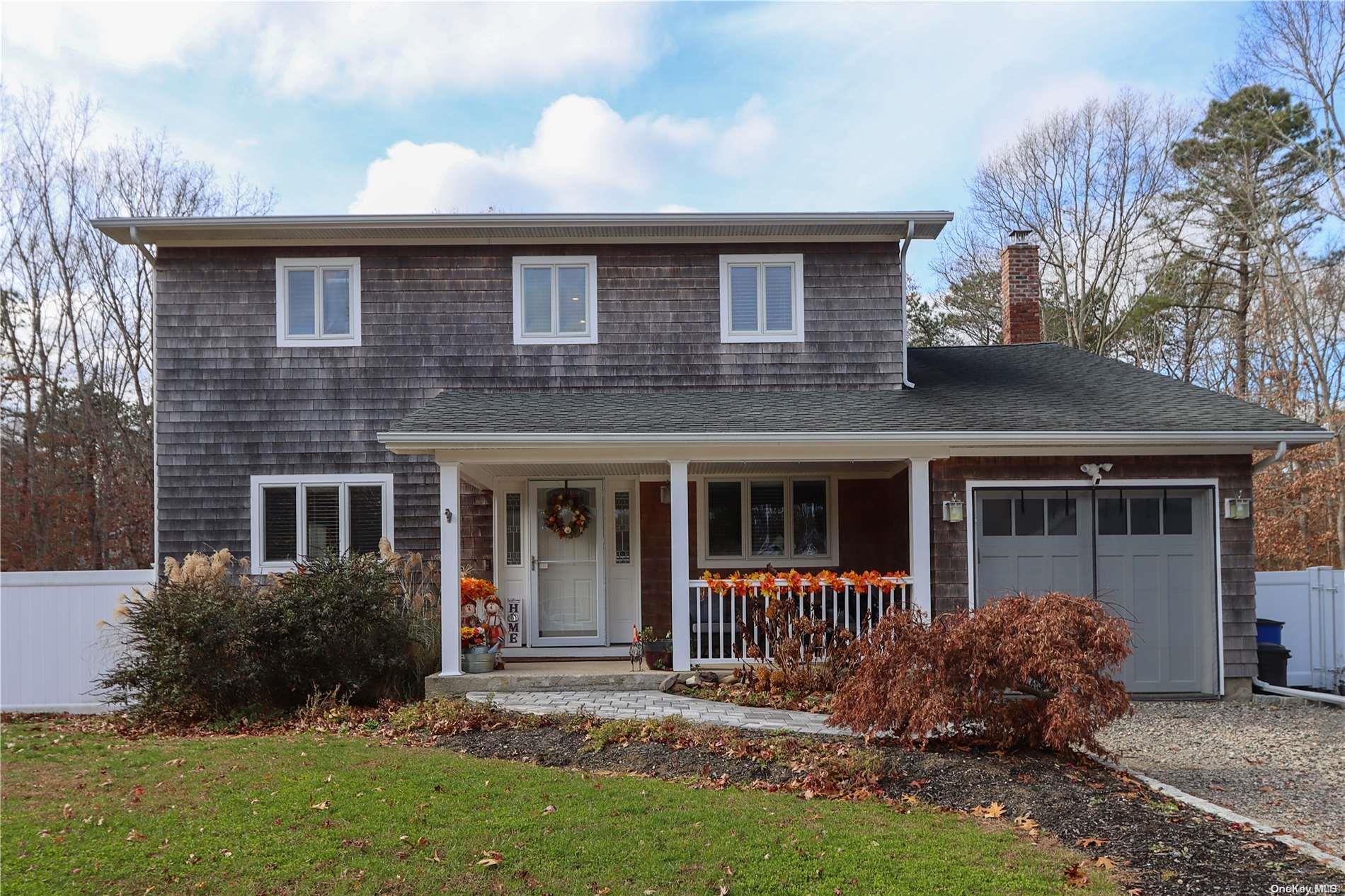 8 Marilyn Street, Manorville, NY 11949