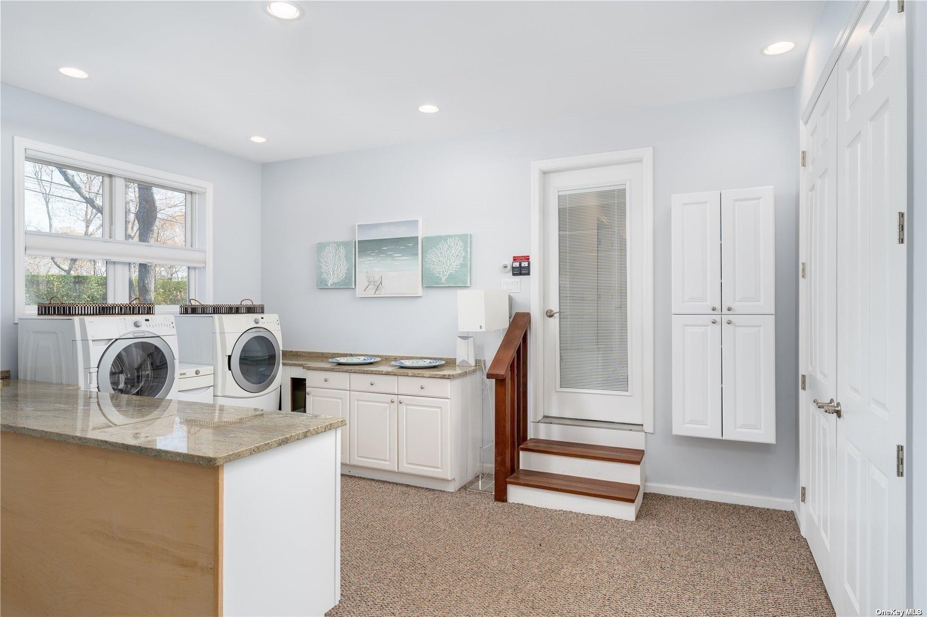 60 Lynncliff Road, Hampton Bays, NY 11946