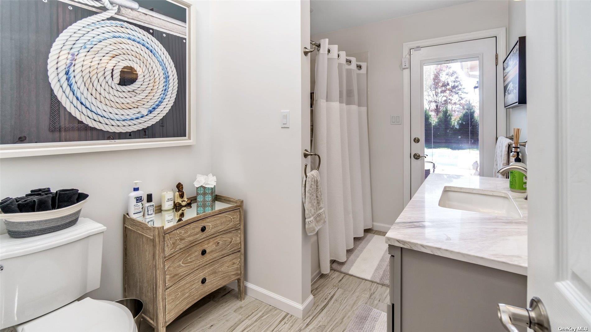 60 Lynncliff Road, Hampton Bays, NY 11946