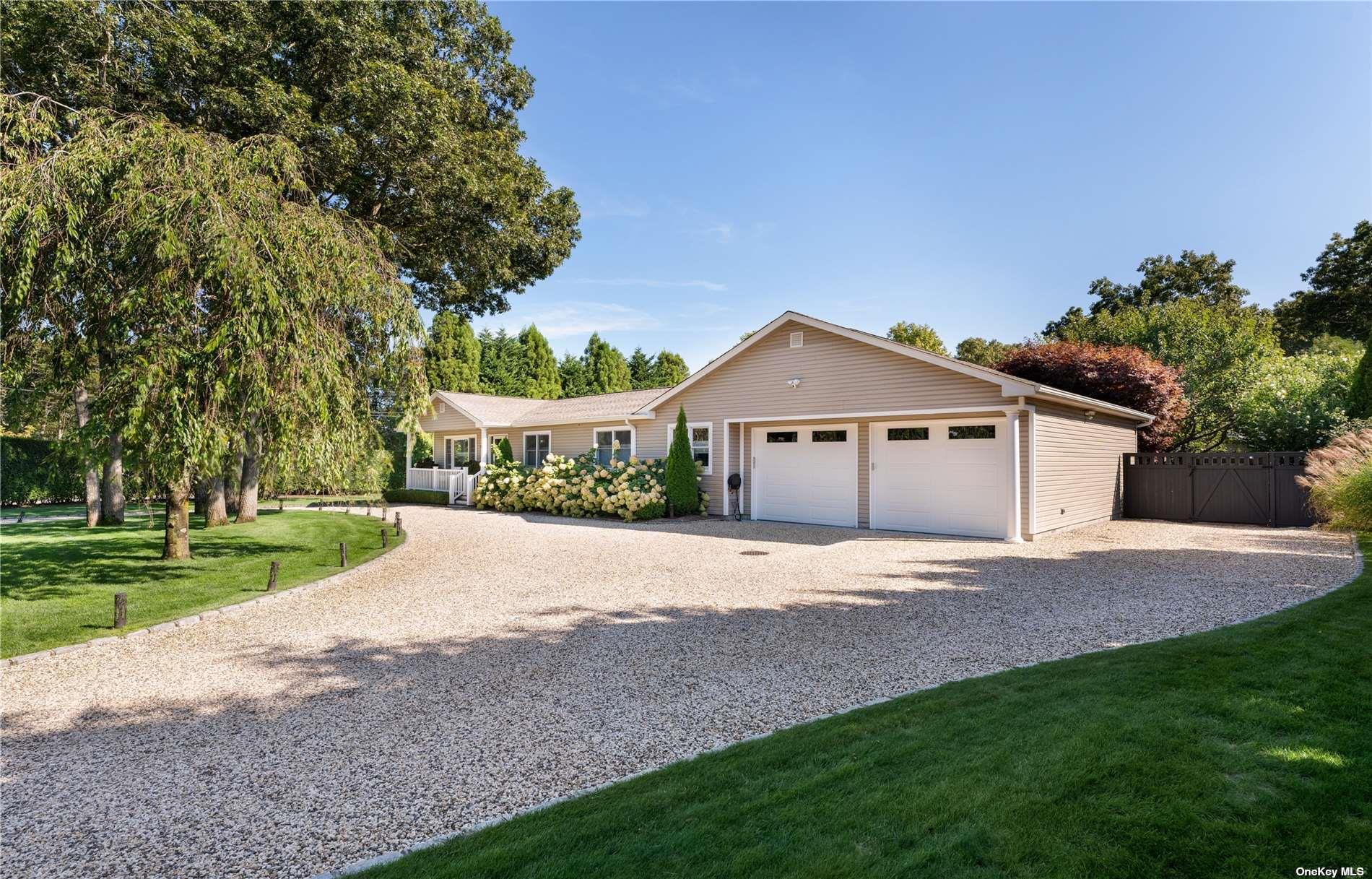 60 Lynncliff Road, Hampton Bays, NY 11946