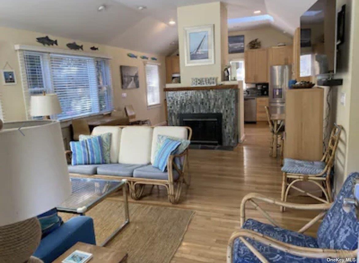 27 Crescent Avenue, Seaview, NY 11770