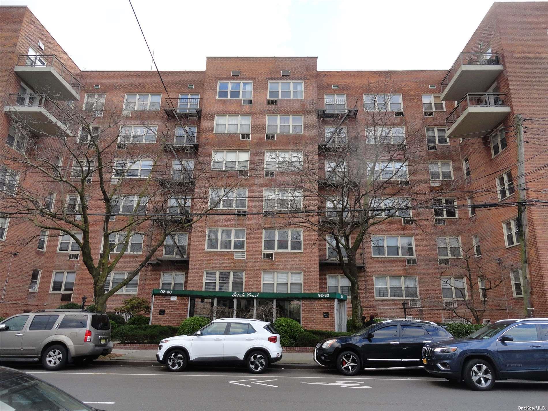 92-30 56 Avenue # 5M, Elmhurst, NY 11373