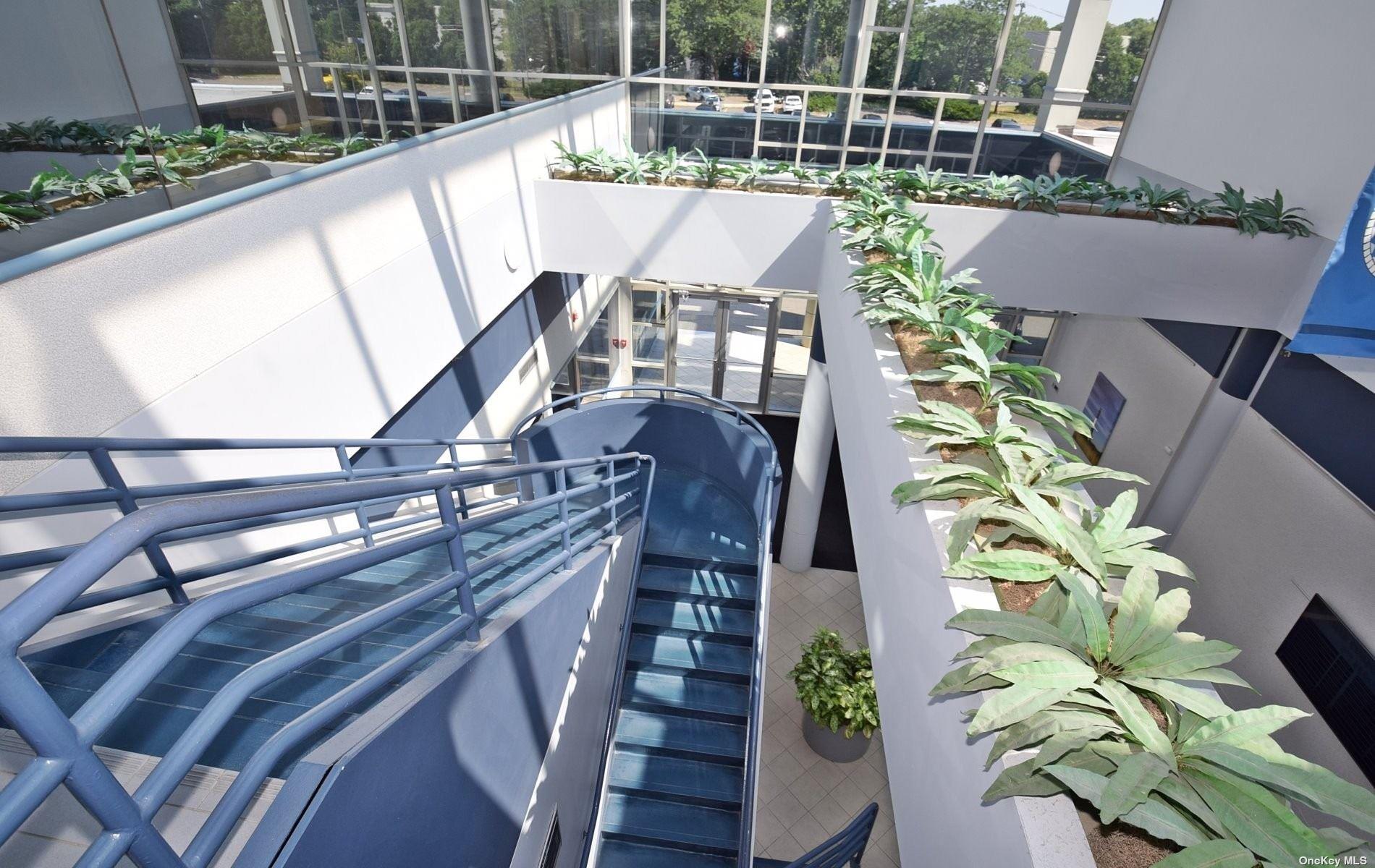 25 Melville Park Road, Melville, NY 11747