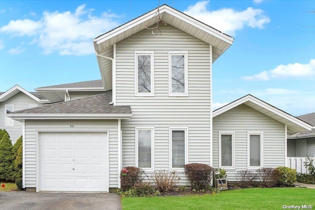 711 Fenway Road # 711, Saint James, NY 11780