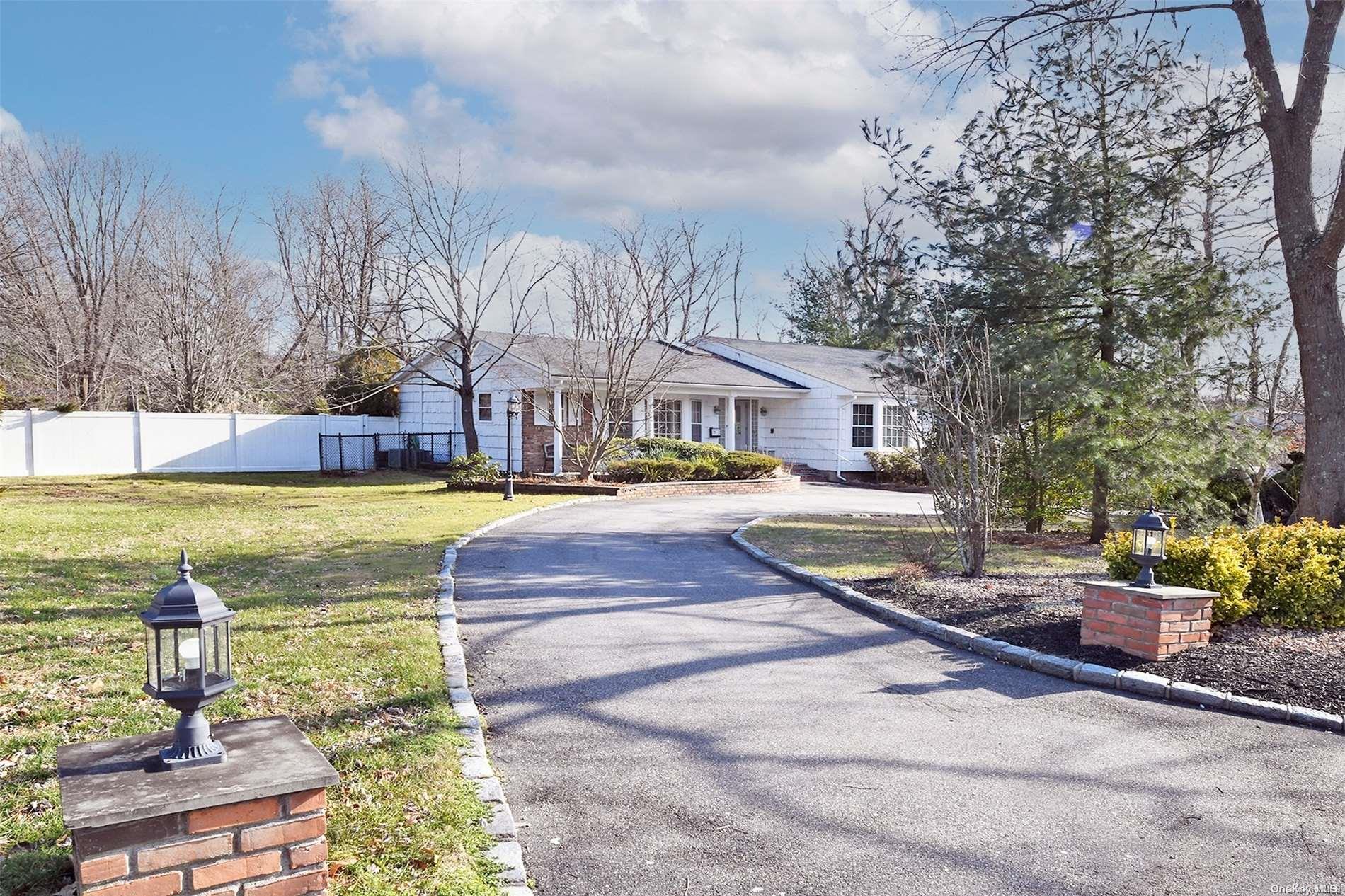 5 Threepence Drive, Melville, NY 11747