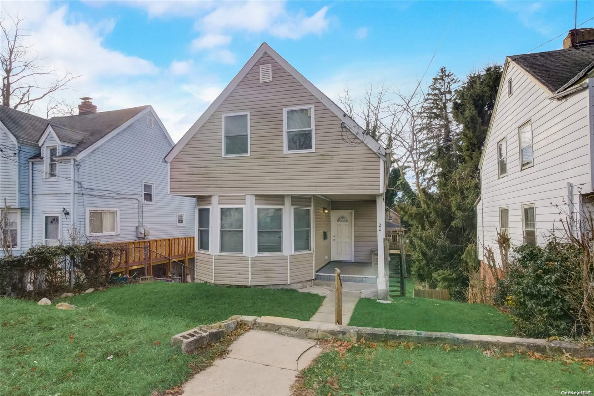 22 Austral Avenue, Glen Cove, NY 11542