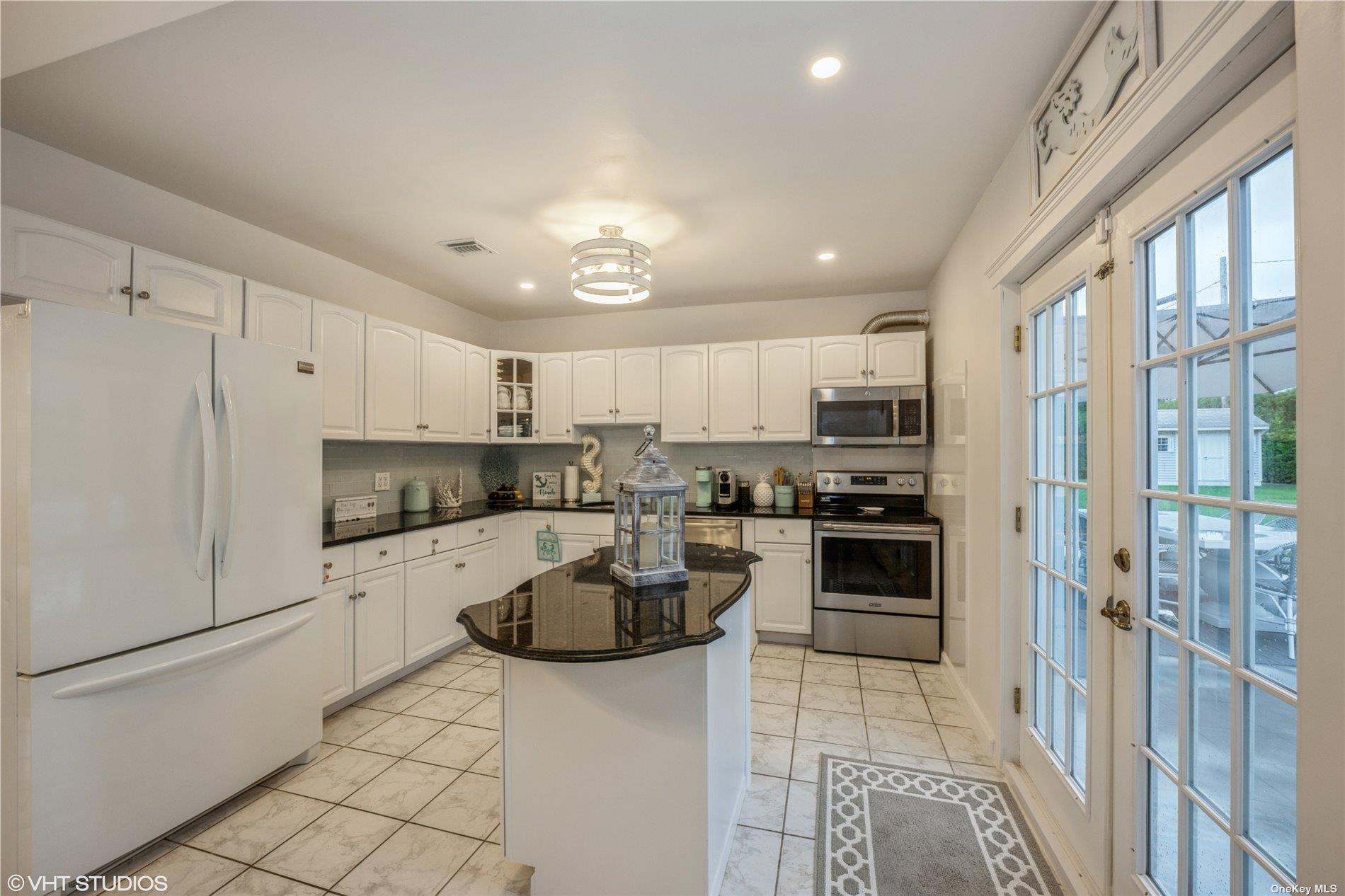 2420 Plum Island Lane, Orient, NY 11957