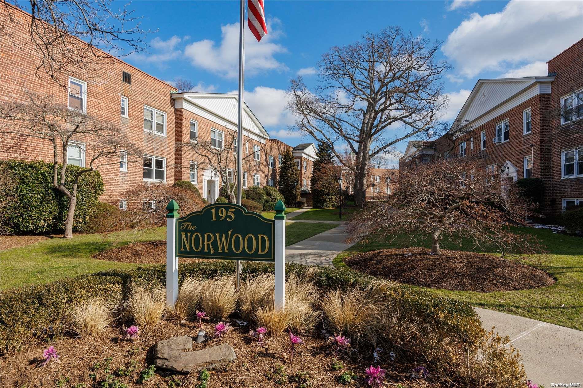 195 N Village # B25, Rockville Centre, NY 11570