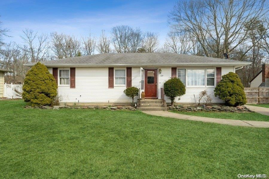 229 Hounslow Road, Shirley, NY 11967