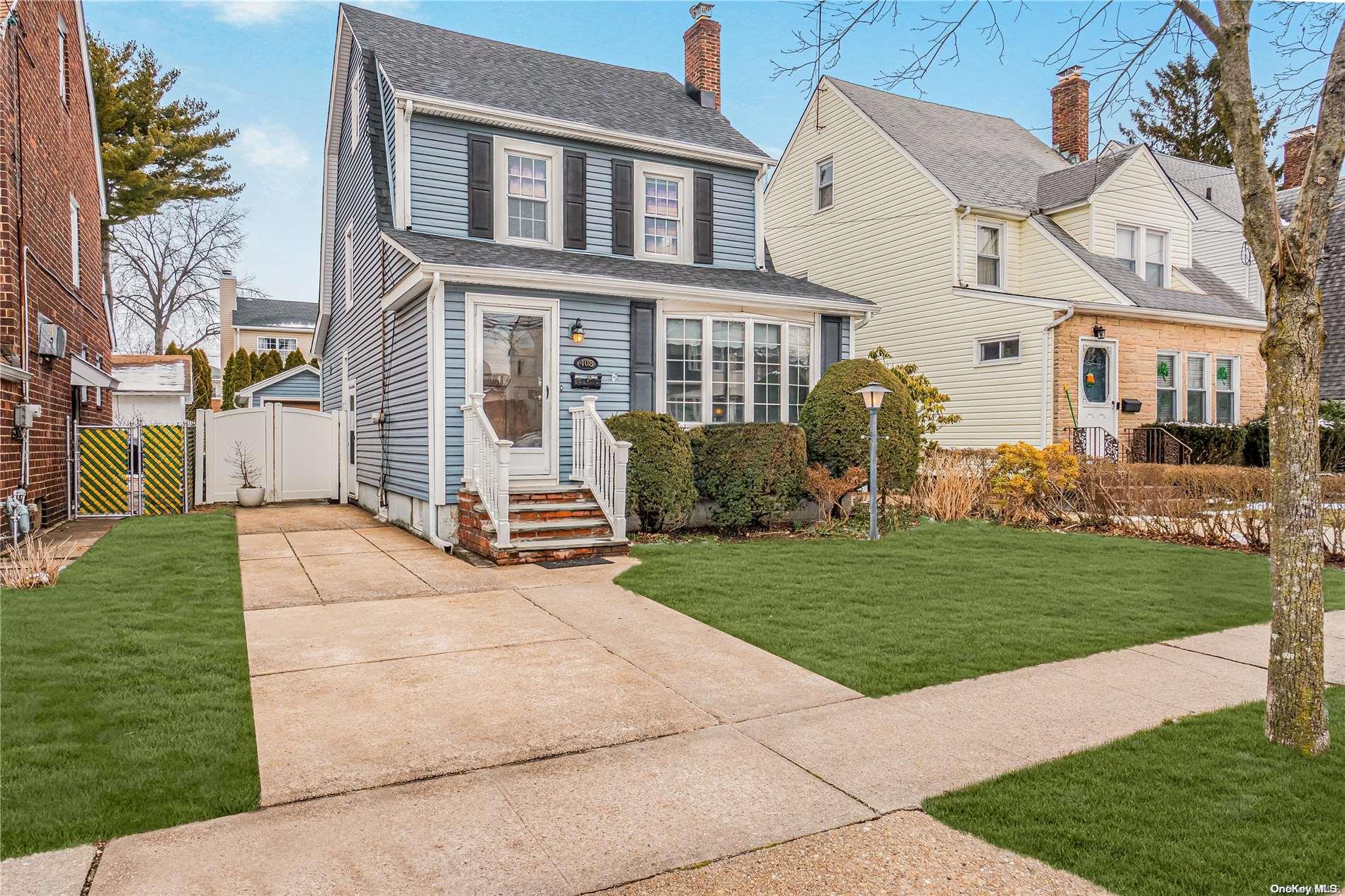 408 Wellington Road, Mineola, NY 11501