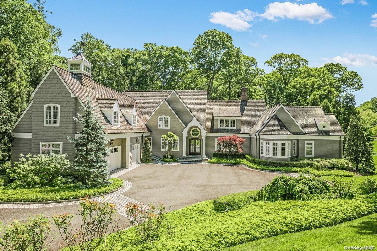 4 La Colline Drive, Mill Neck, NY 11765