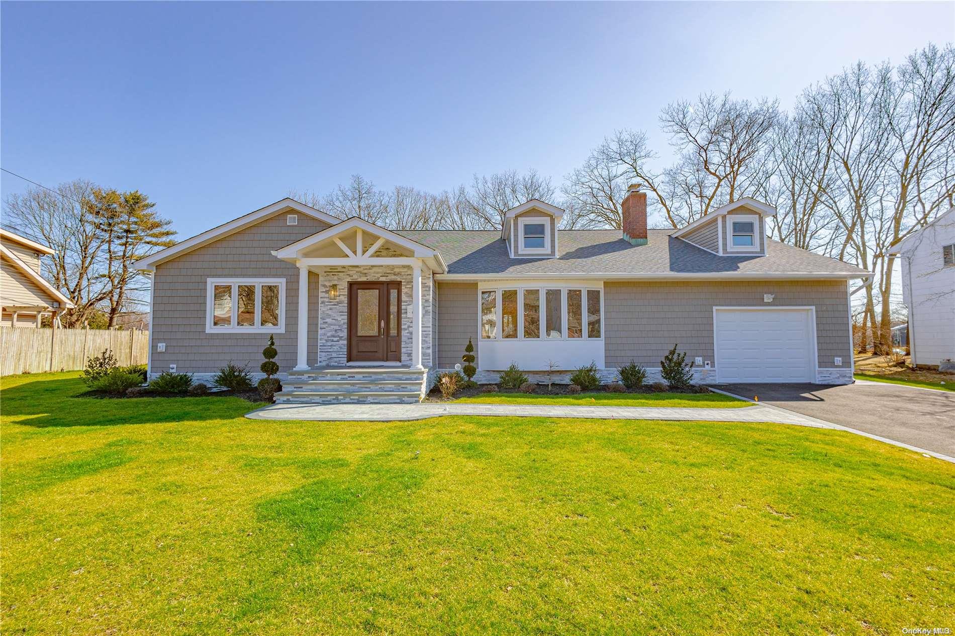 61 Lauren Avenue, Dix Hills, NY 11746