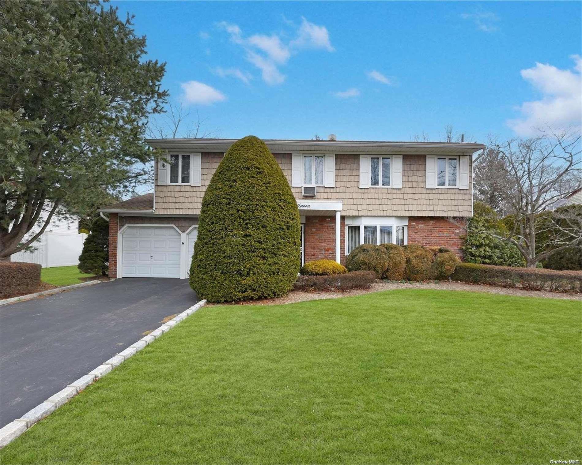 515 Half Hollow Road, Deer Park, NY 11729