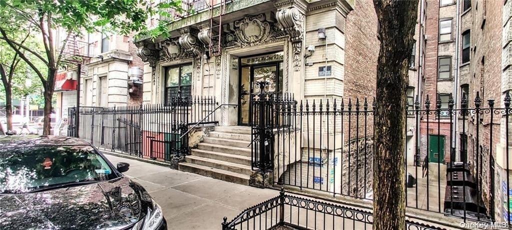 100 W 141 Street # 27, New York (Manhattan), NY 10030