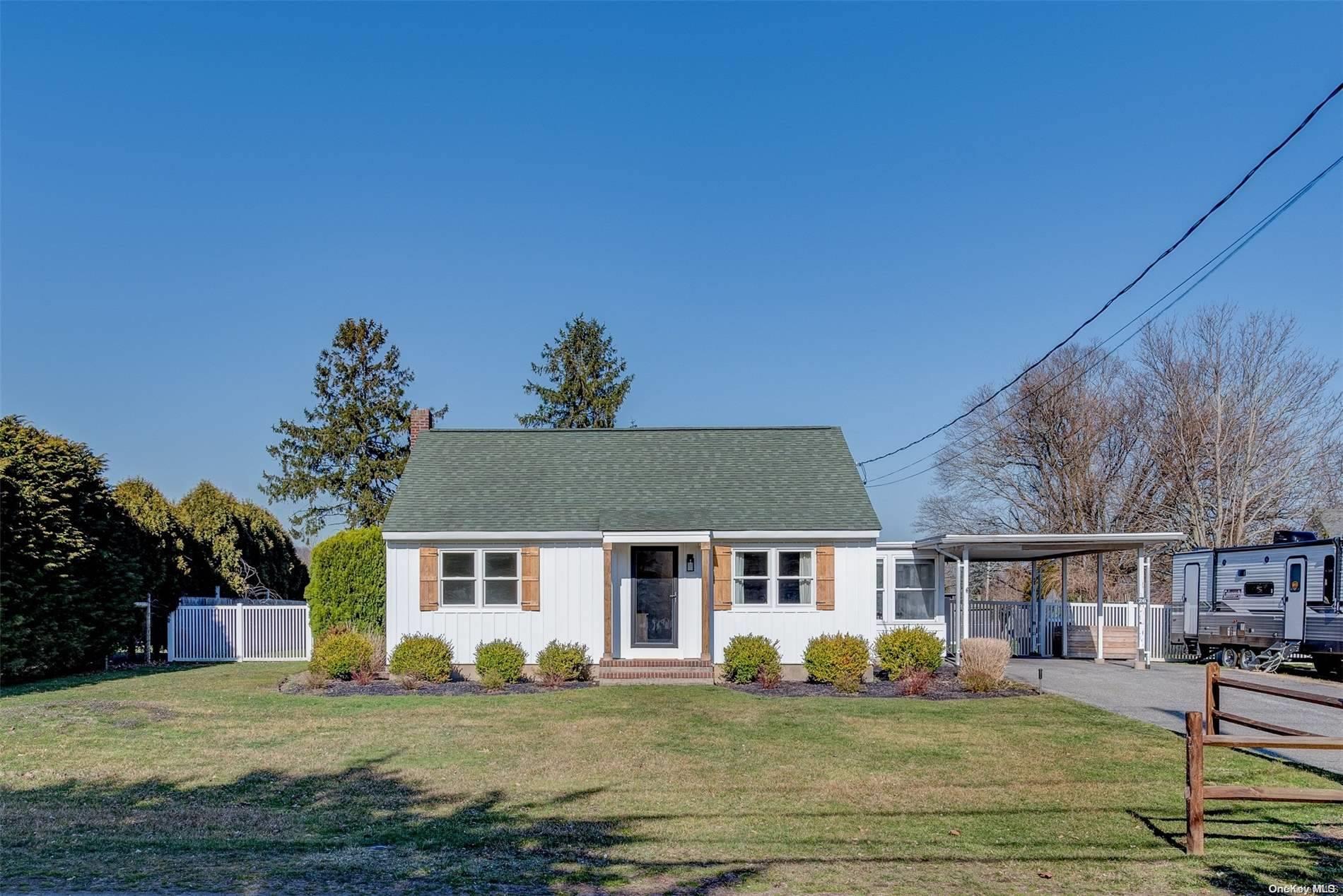 26 Herricks Lane, Jamesport, NY 11947