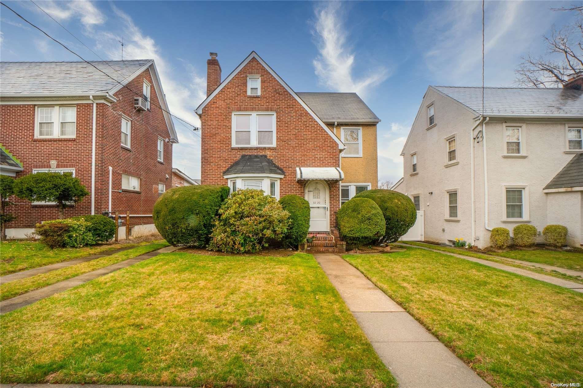 32-20 169th Street, Flushing, NY 11358