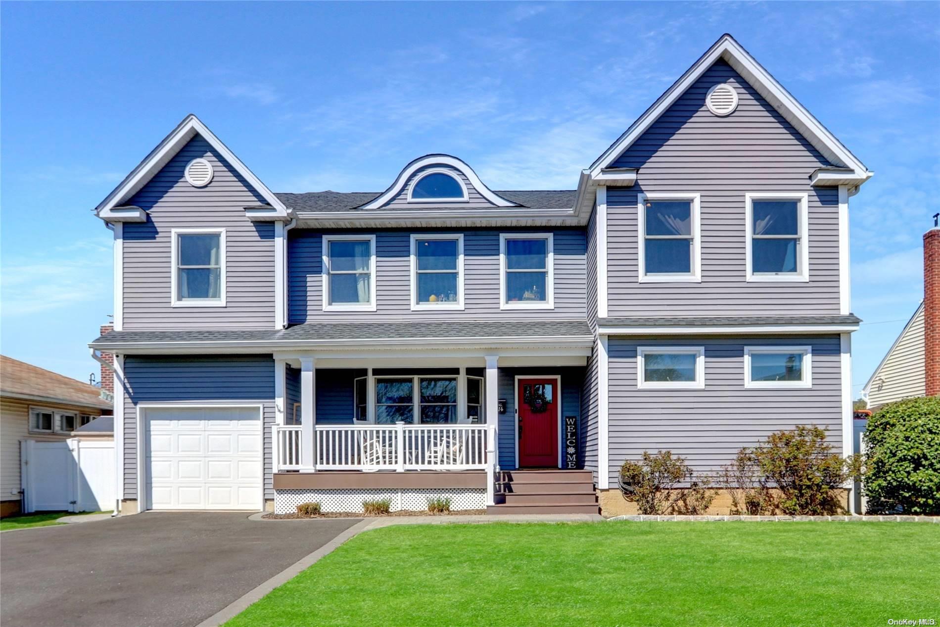 114 William Road, Massapequa, NY 11758