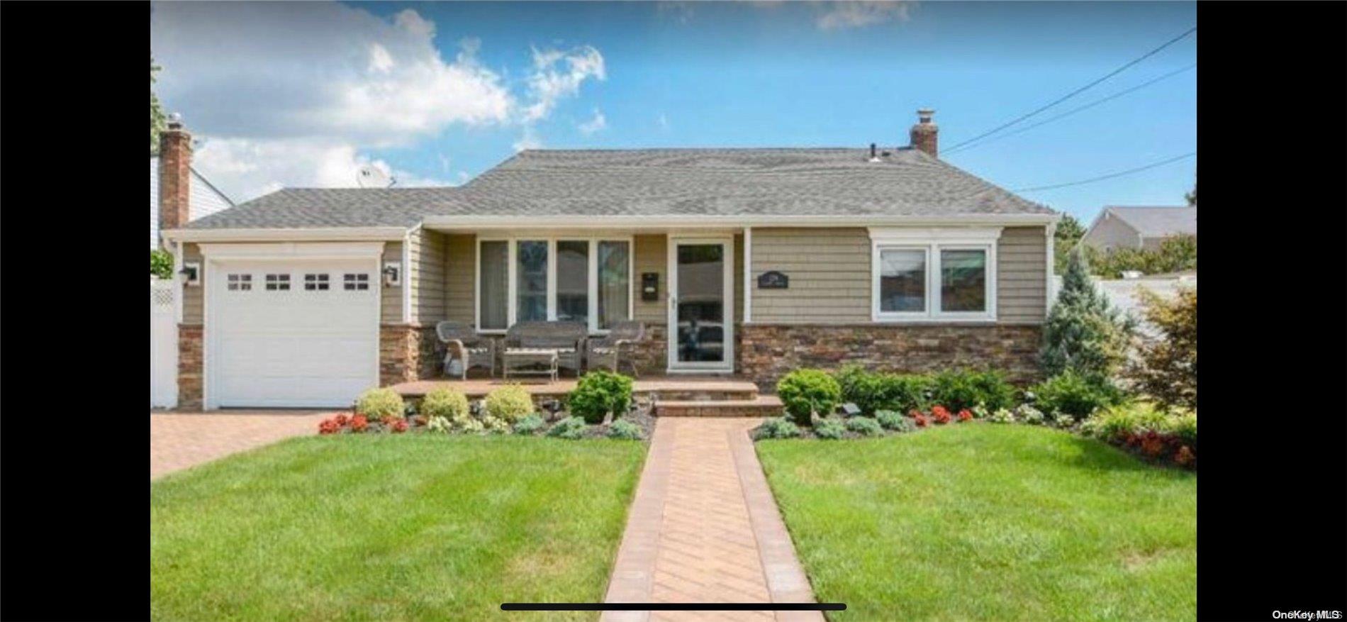 329 Atlantic Avenue, Massapequa Park, NY 11762