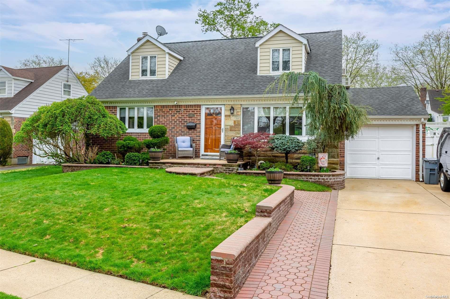 135 Aster Drive, New Hyde Park, NY 11040