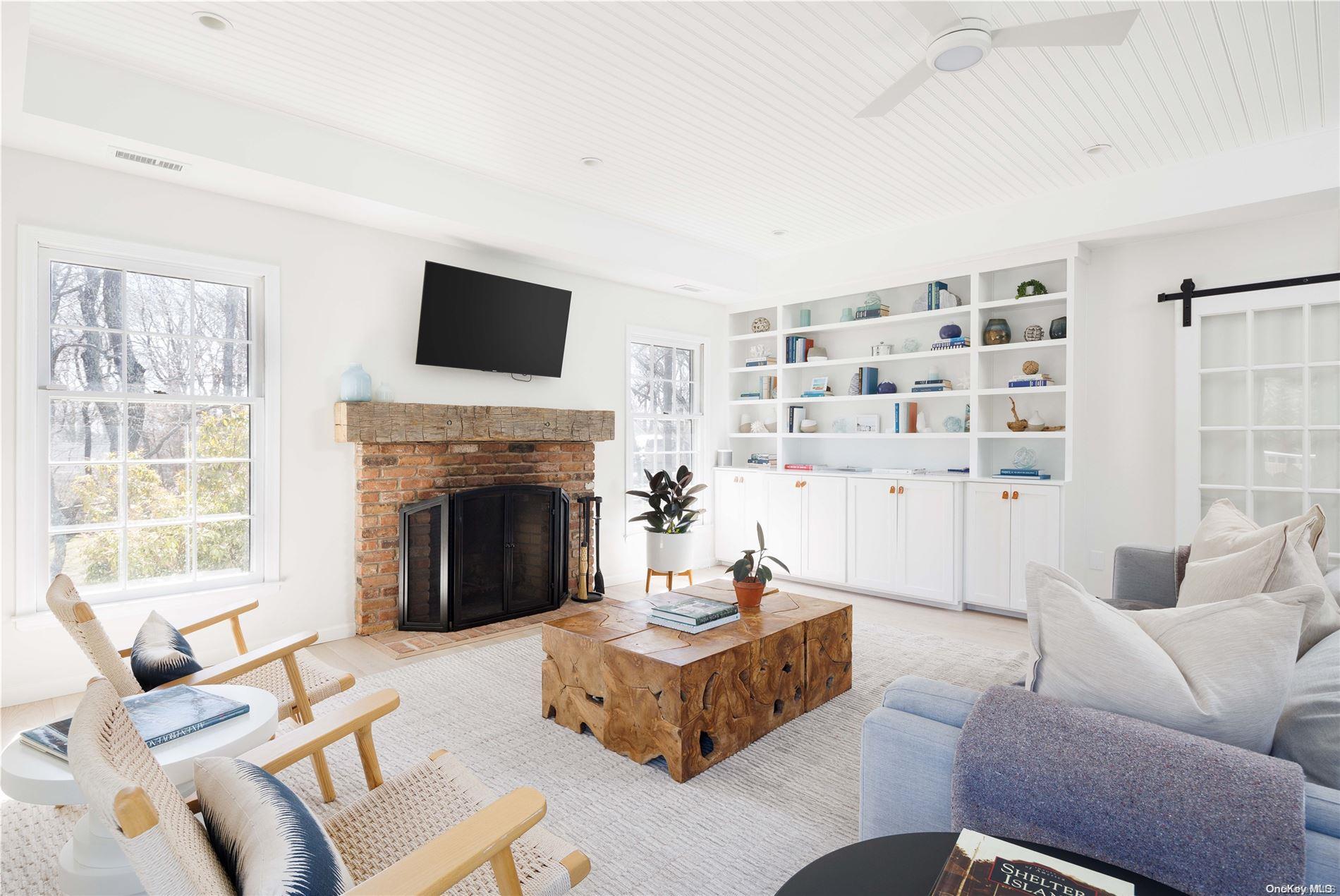 75 W Neck Road, Shelter Island Heights, NY 11964