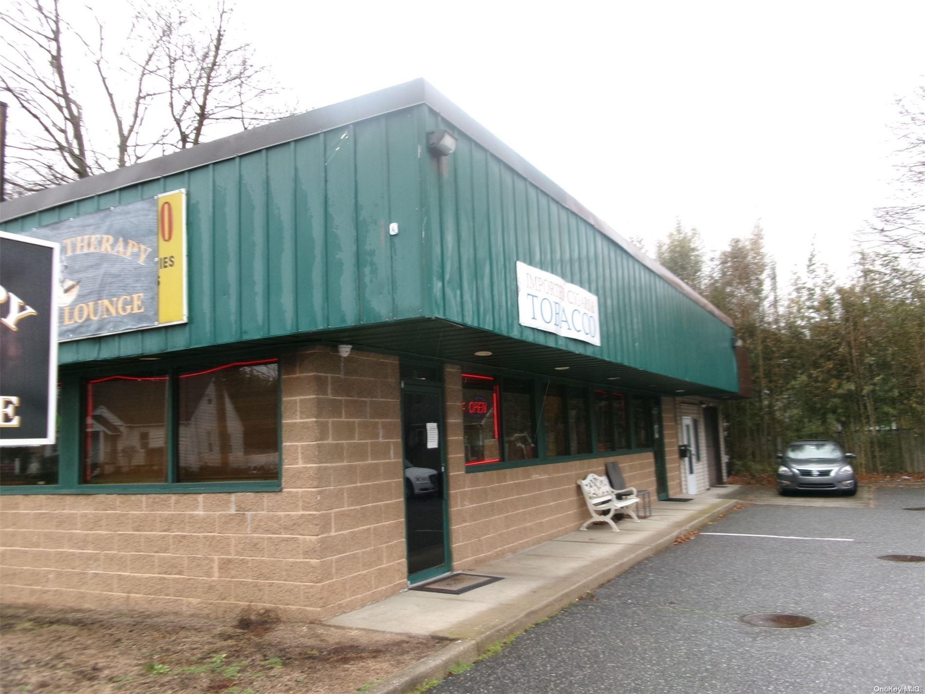 215 Ronkonkoma Avenue, Ronkonkoma, NY 11779