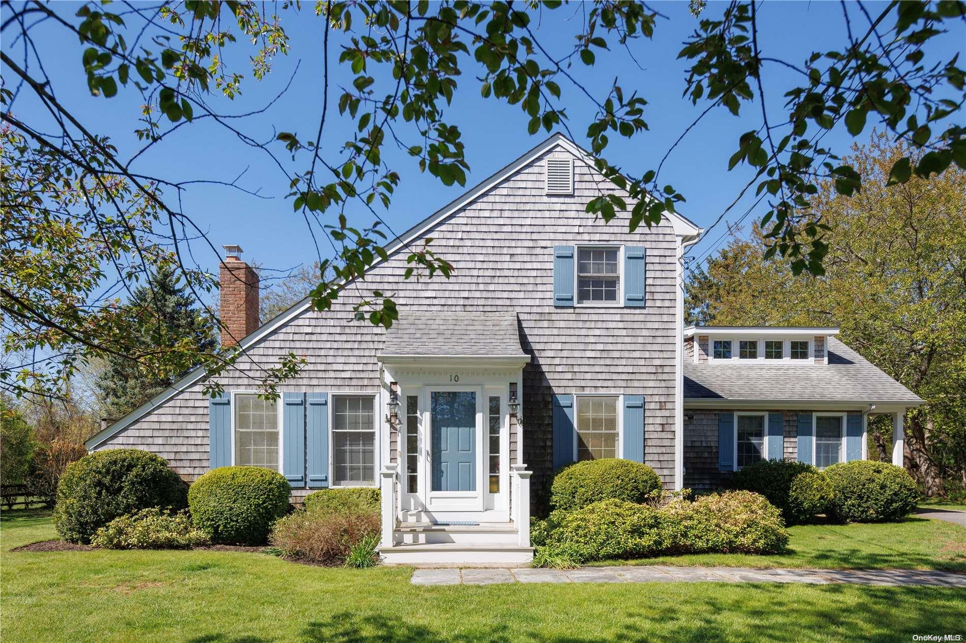 10 Penny's Path, Shelter Island, NY 11964