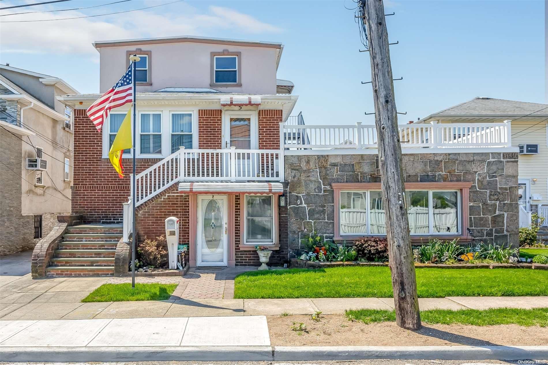 5 Hastings Road, Island Park, NY 11558