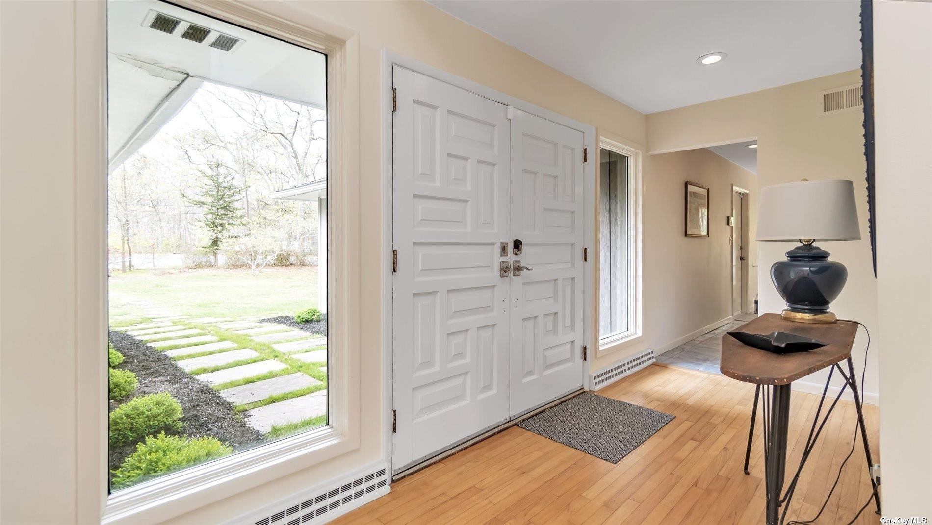 8 Coolidge Lane, East Quogue, NY 11942