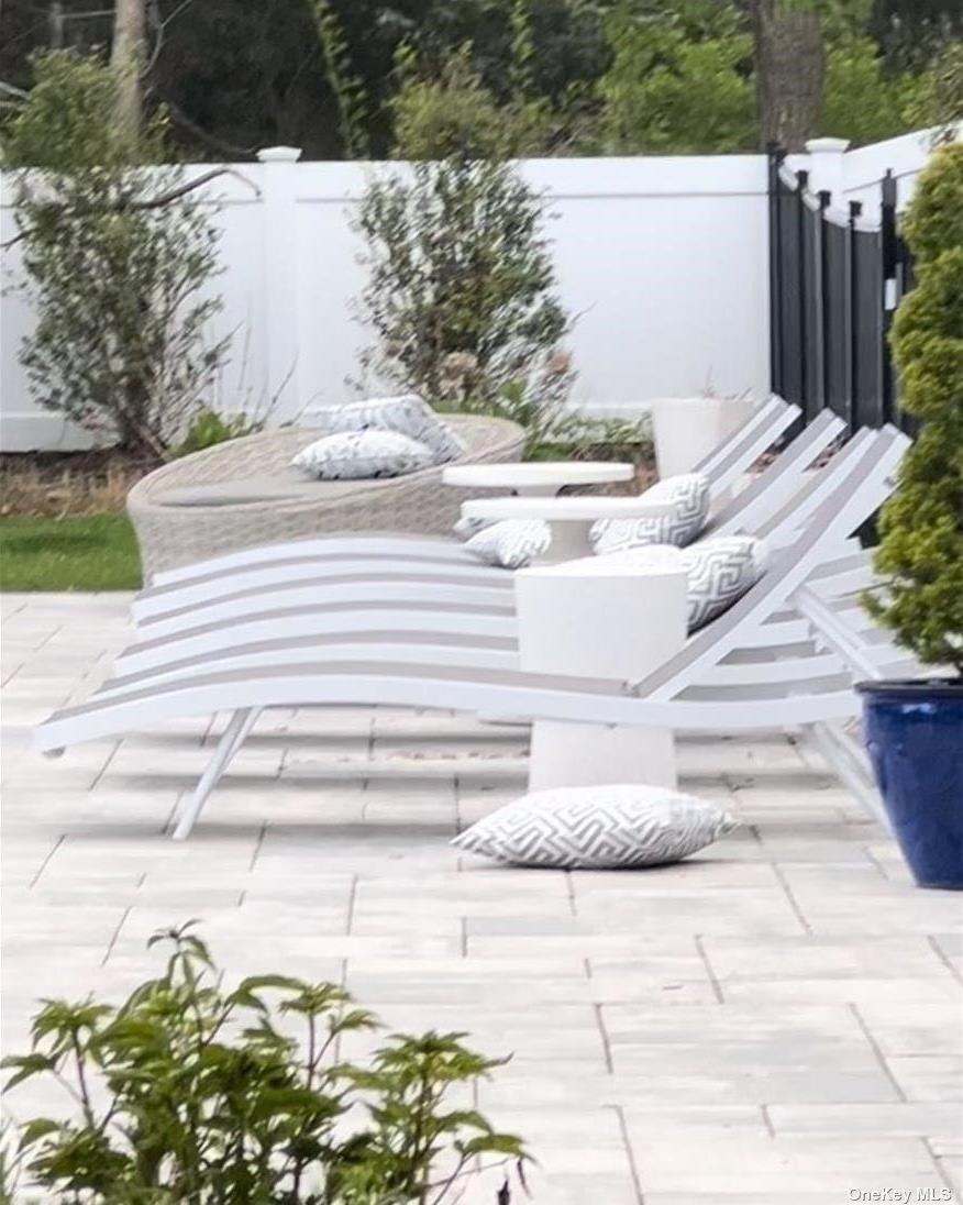 3655 Pequash Avenue, Cutchogue, NY 11935