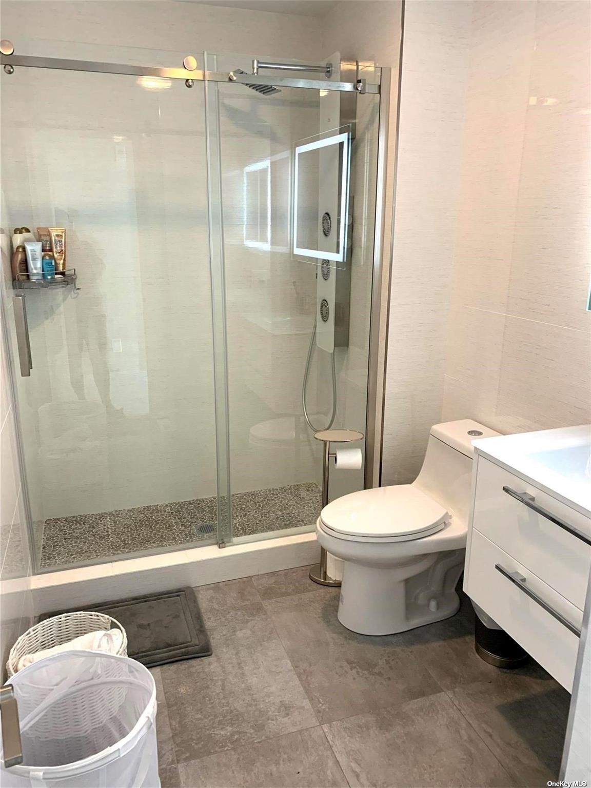 3655 Pequash Avenue, Cutchogue, NY 11935