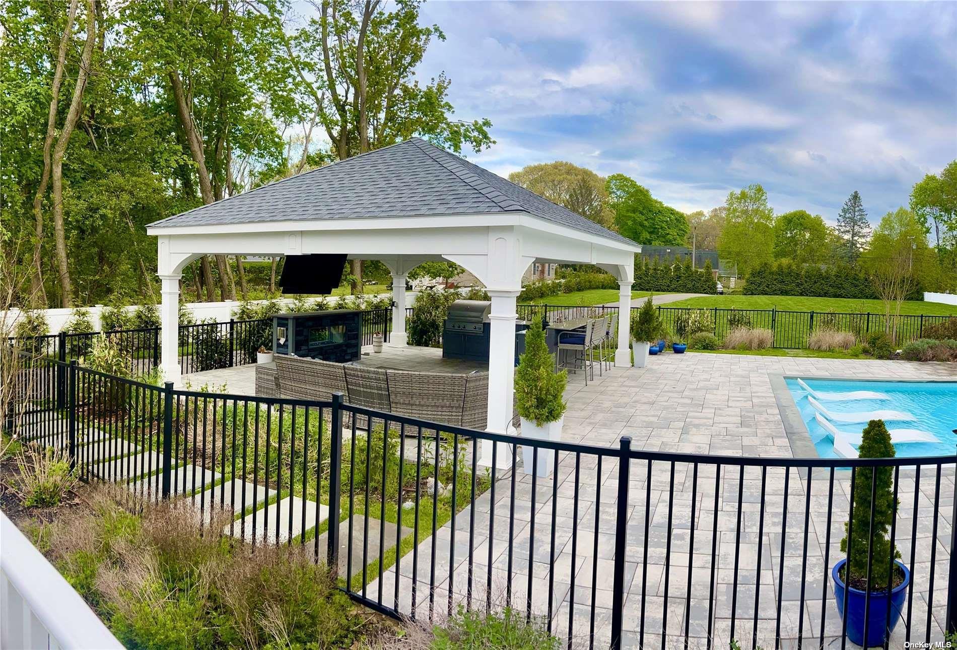 3655 Pequash Avenue, Cutchogue, NY 11935